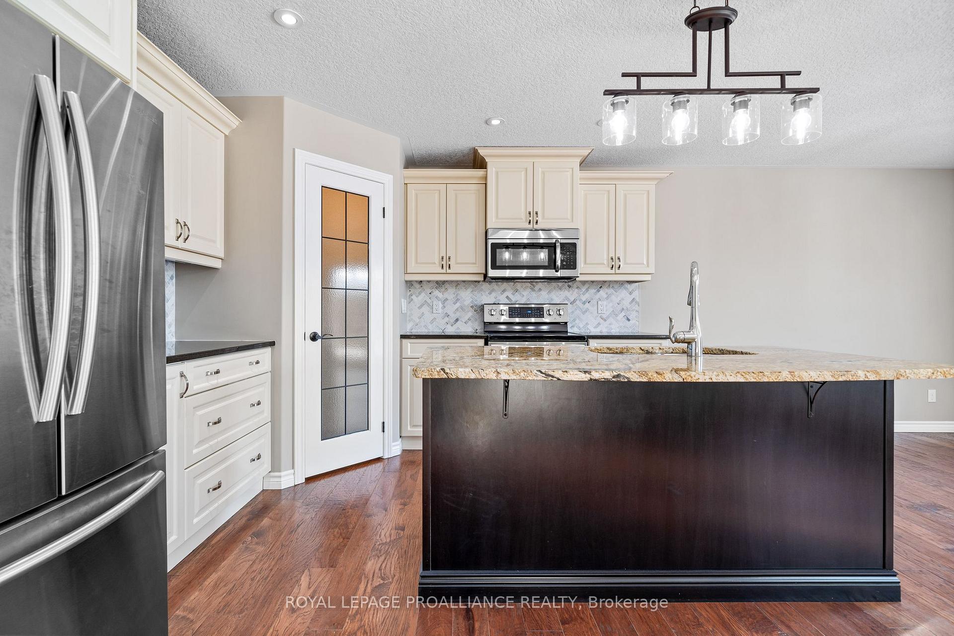 Photo 14 of 1300 Shannon Road, Tyendinaga, Tyendinaga Township — HOMEH