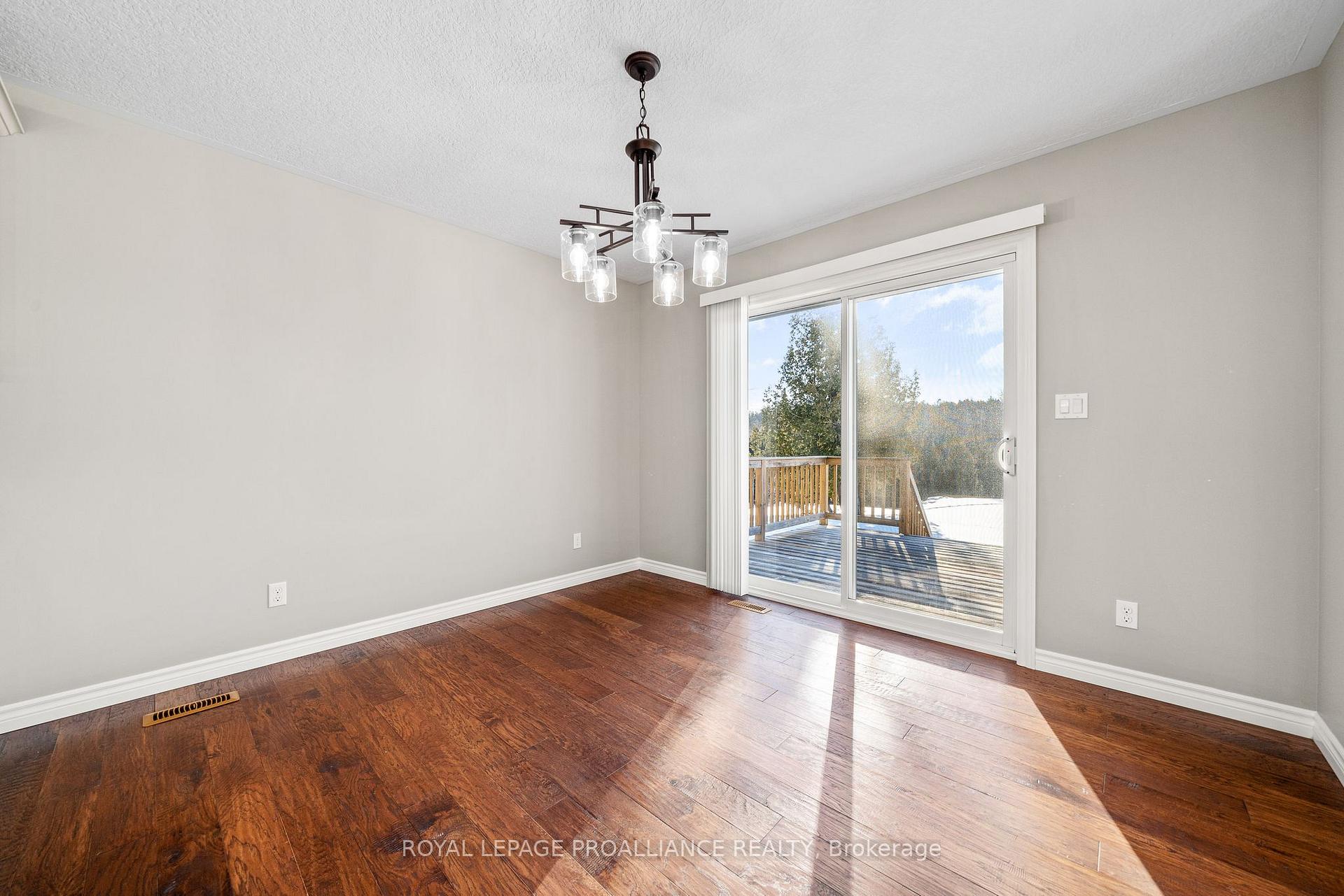 Photo 18 of 1300 Shannon Road, Tyendinaga, Tyendinaga Township — HOMEH