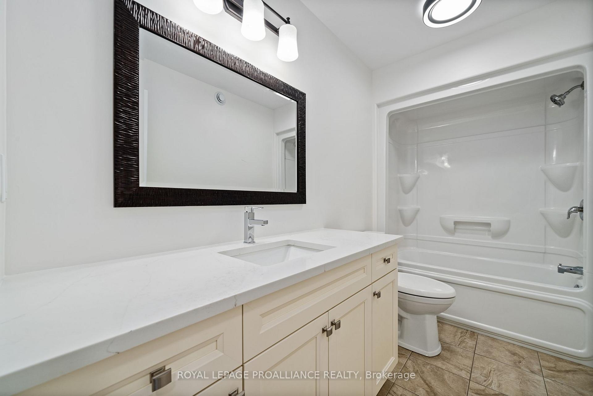 Photo 25 of 1300 Shannon Road, Tyendinaga, Tyendinaga Township — HOMEH