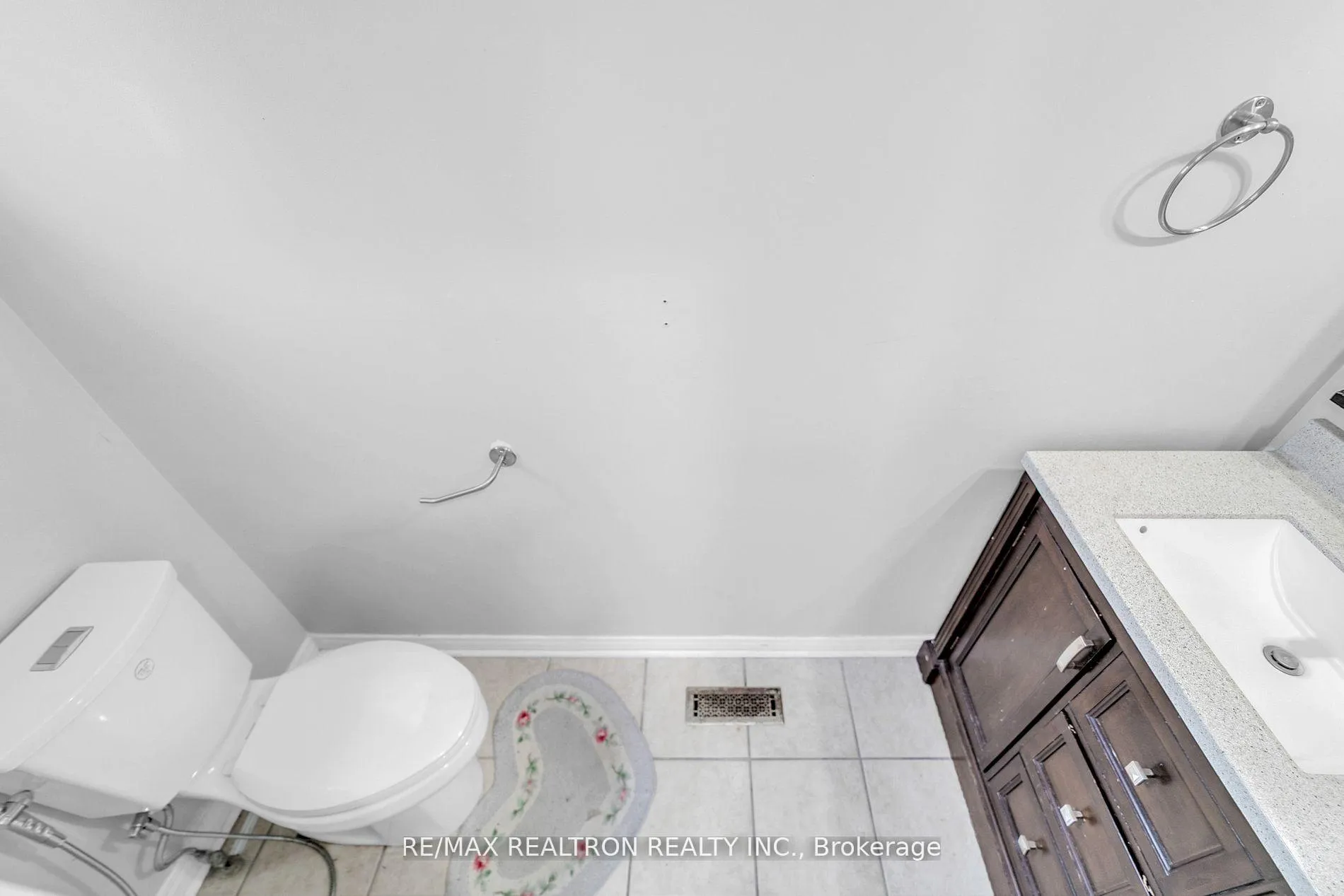 Photo 29 of 4 Boulding Drive, Aurora, Aurora Heights — HOMEH