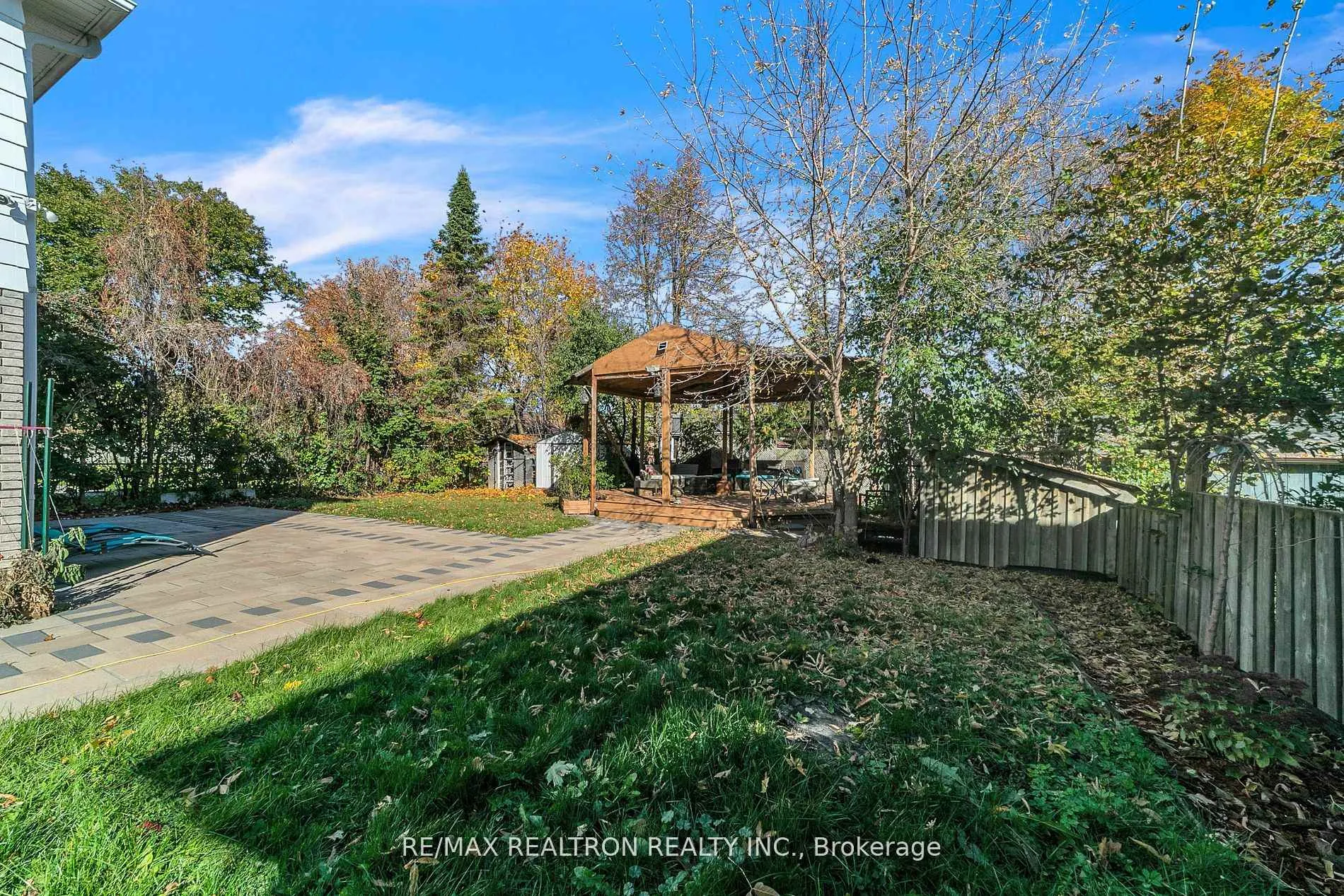 Photo 32 of 4 Boulding Drive, Aurora, Aurora Heights — HOMEH