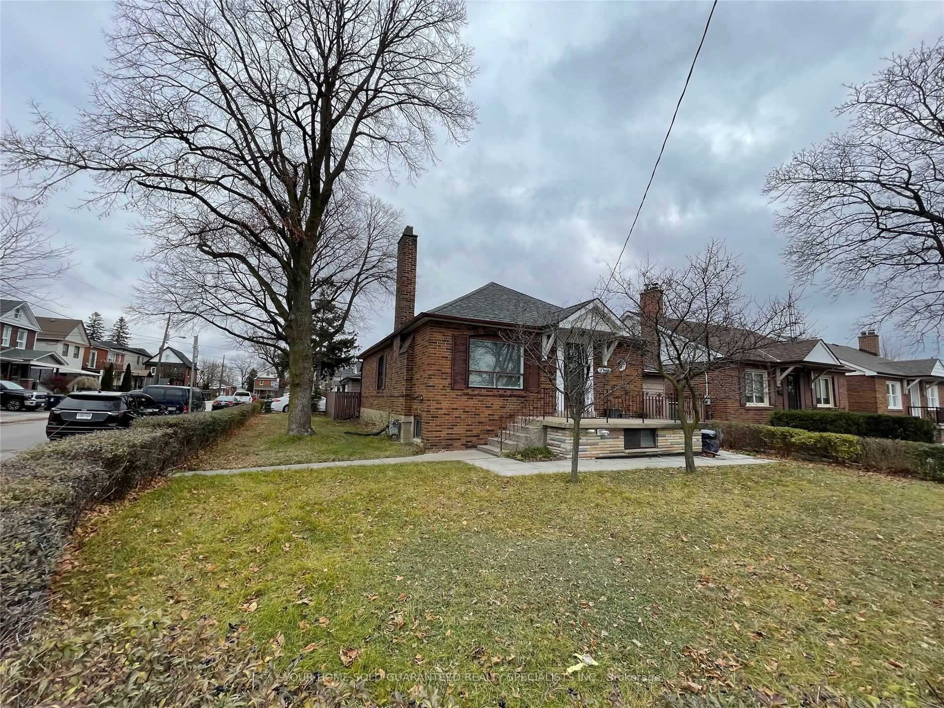 Front of Unit BSMT, 81 Rockcliffe Boulevard