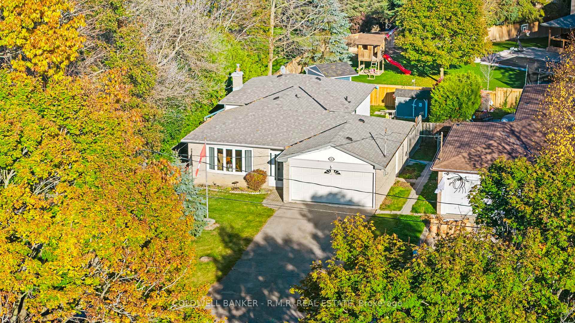 Photo 1 of 93 Cedar Street N, Uxbridge — HOMEH