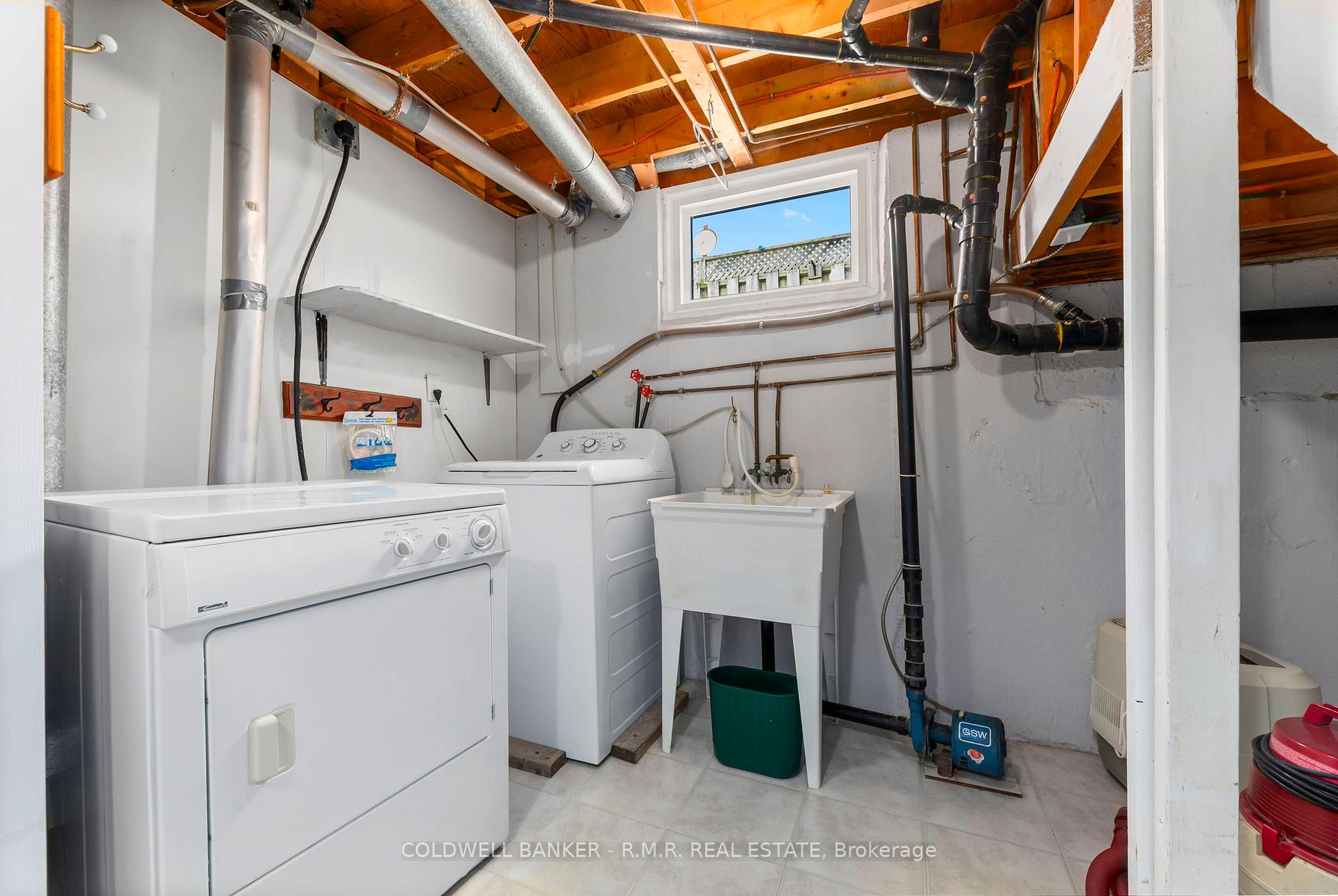 Photo 31 of 93 Cedar Street N, Uxbridge — HOMEH