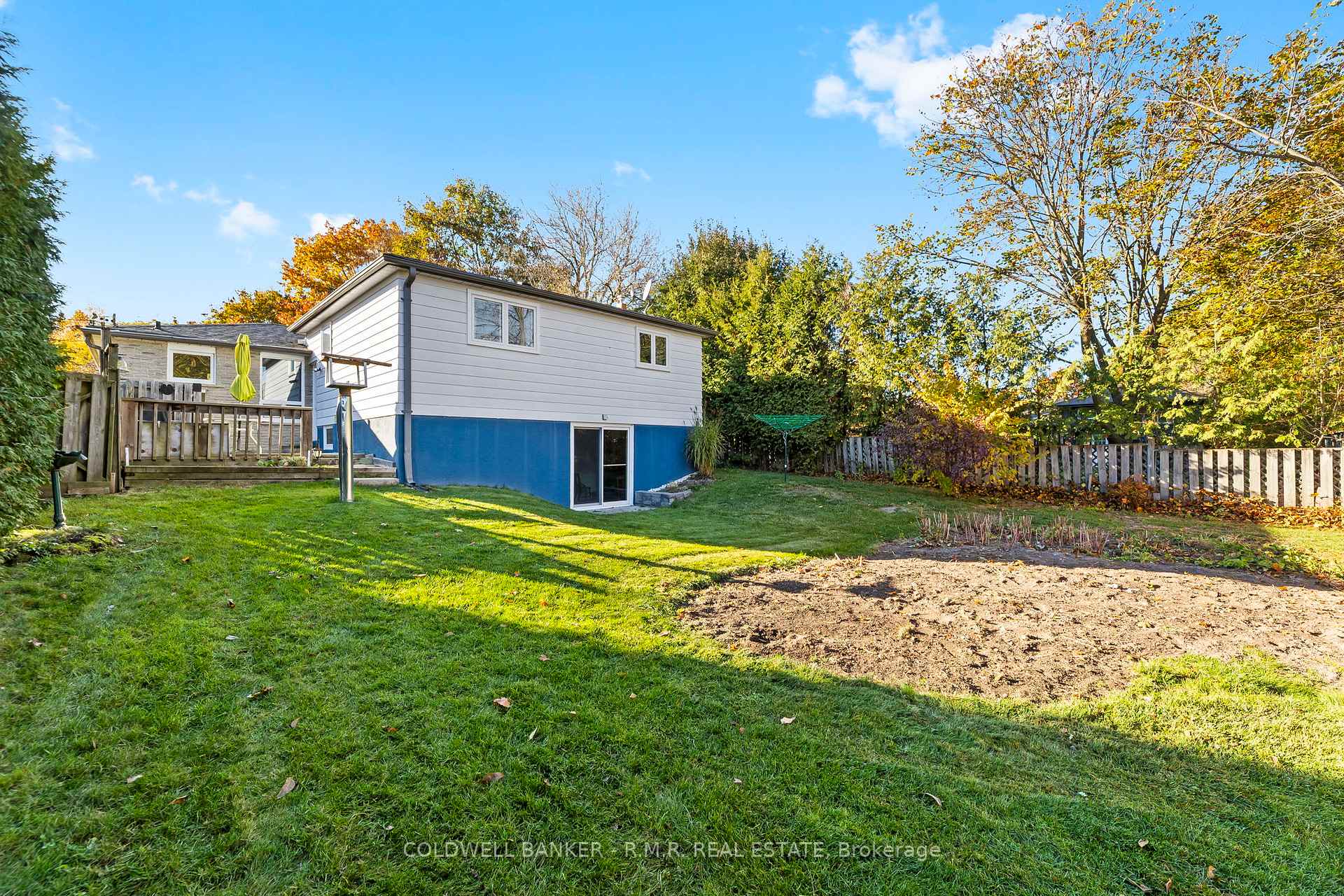 Photo 34 of 93 Cedar Street N, Uxbridge — HOMEH