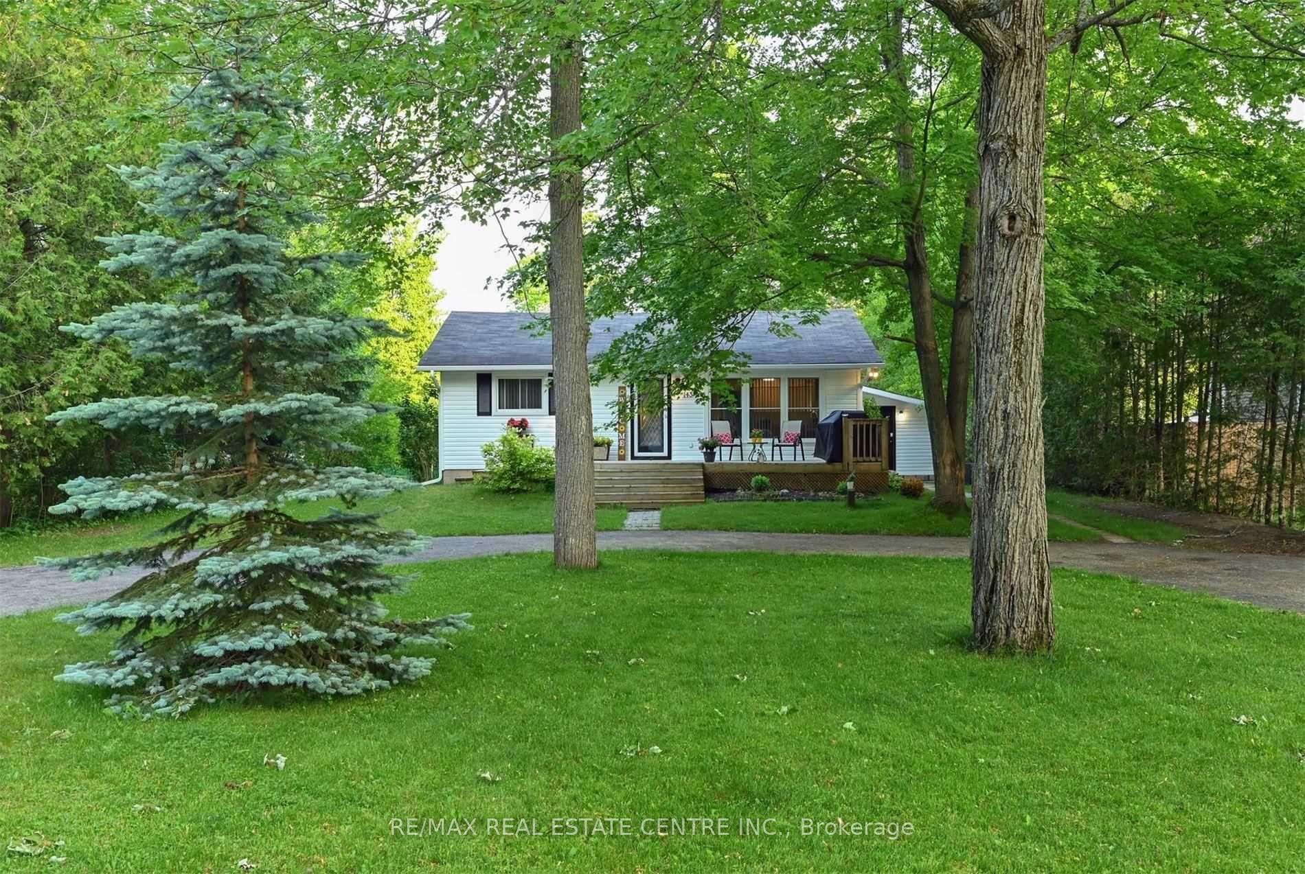 Photo 2 of 143 Allenwood Drive, Wasaga Beach — HOMEH