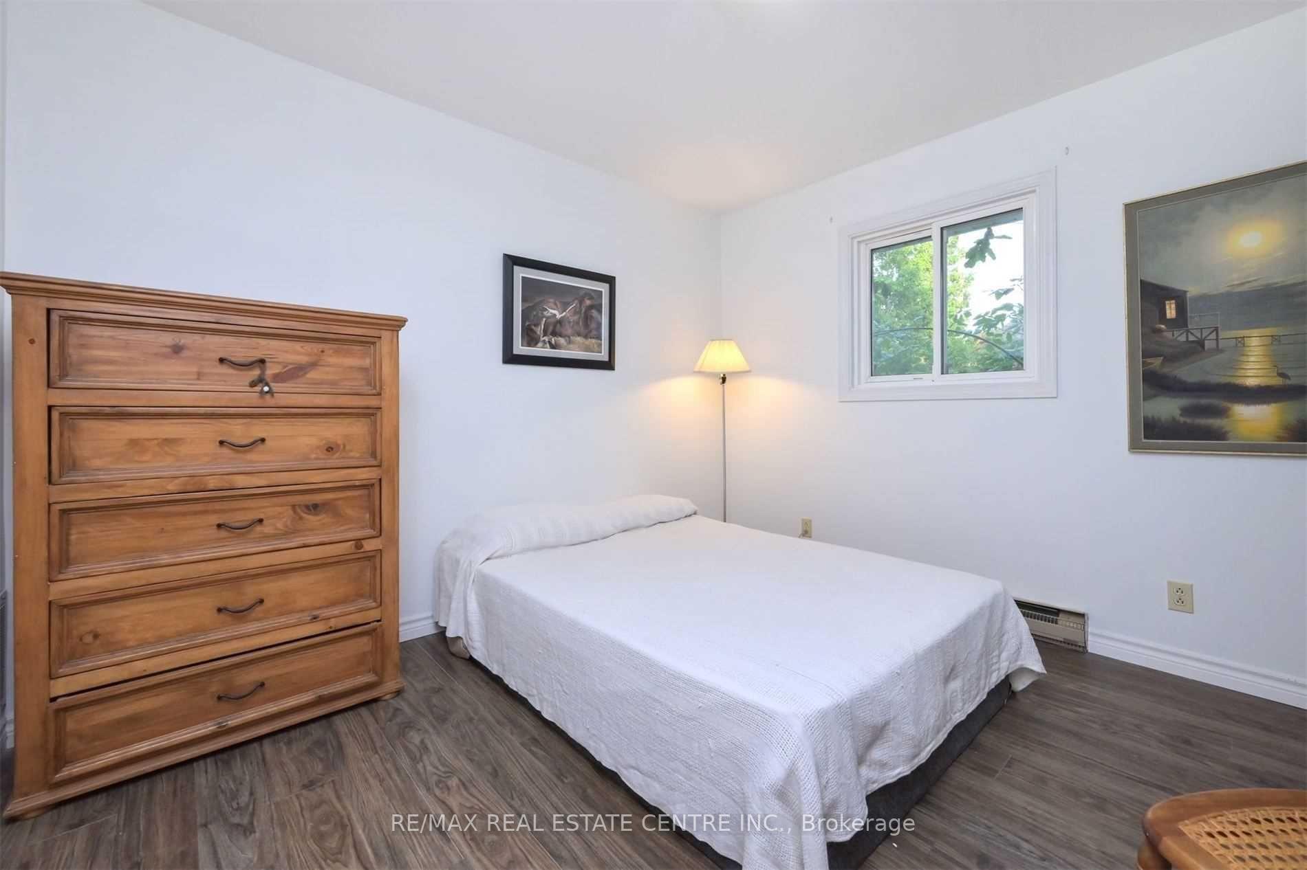 Photo 12 of 143 Allenwood Drive, Wasaga Beach — HOMEH