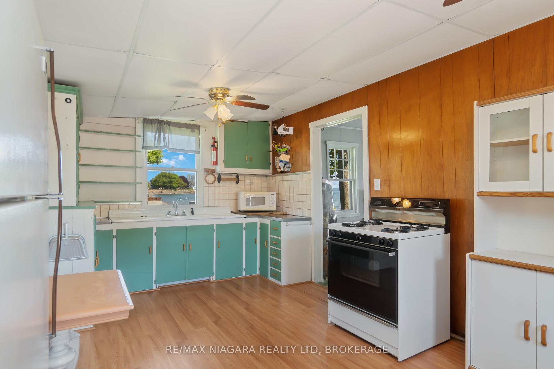 Photo 21 of 10953 Lakeshore Road, Wainfleet, Lakeshore — HOMEH