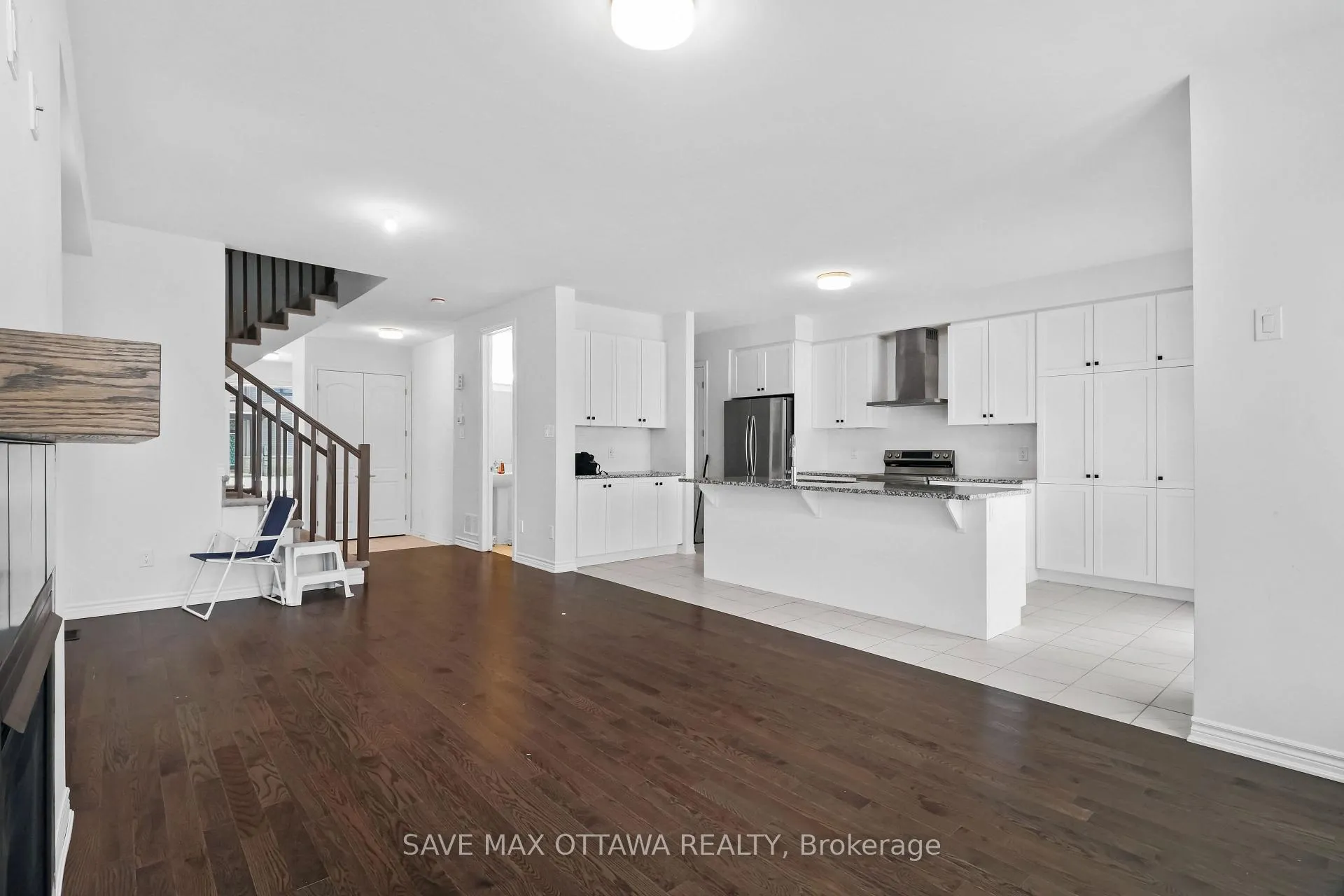 Photo 5 of 270 Turnbuckle Crescent N, Ottawa, Barrhaven - Half Moon Bay — HOMEH