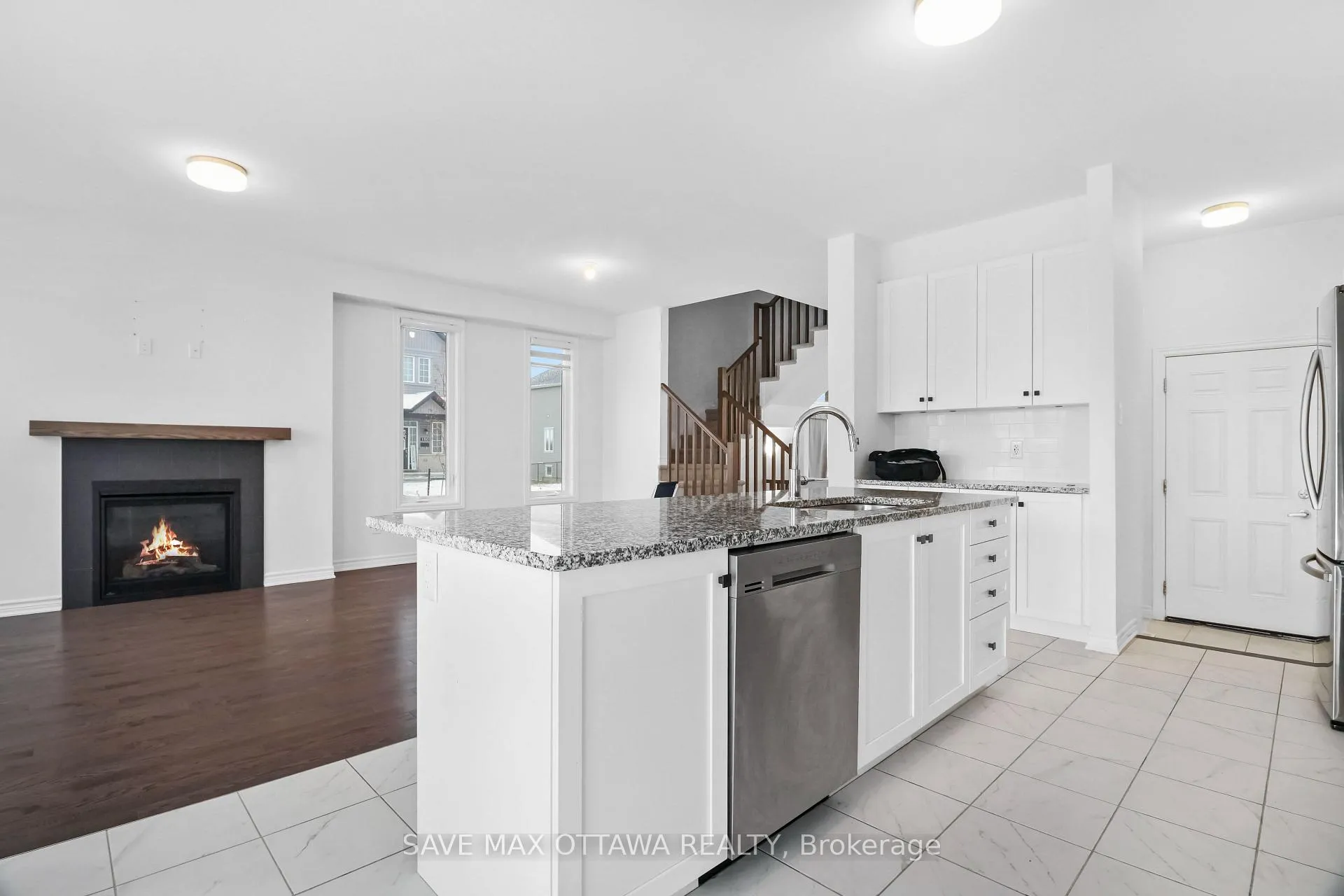 Photo 6 of 270 Turnbuckle Crescent N, Ottawa, Barrhaven - Half Moon Bay — HOMEH