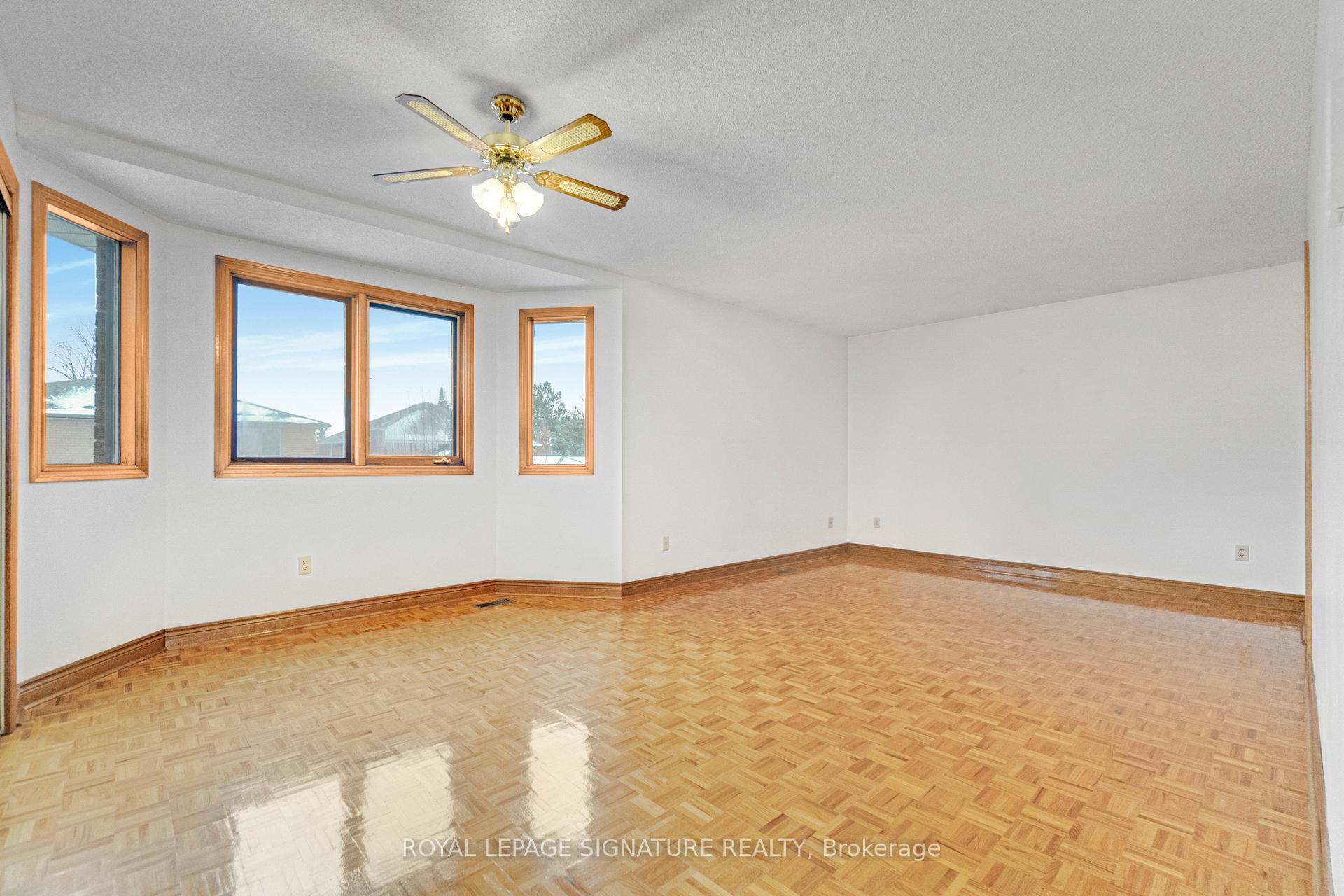 Photo 23 of 71 Marieta Street, Vaughan, East Woodbridge — HOMEH