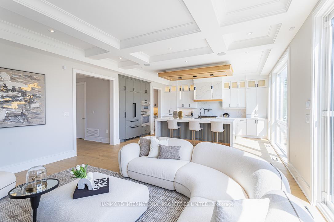 Photo 23 of 117 Crestwood Road, Vaughan, Crestwood-Springfarm-Yorkhill — HOMEH