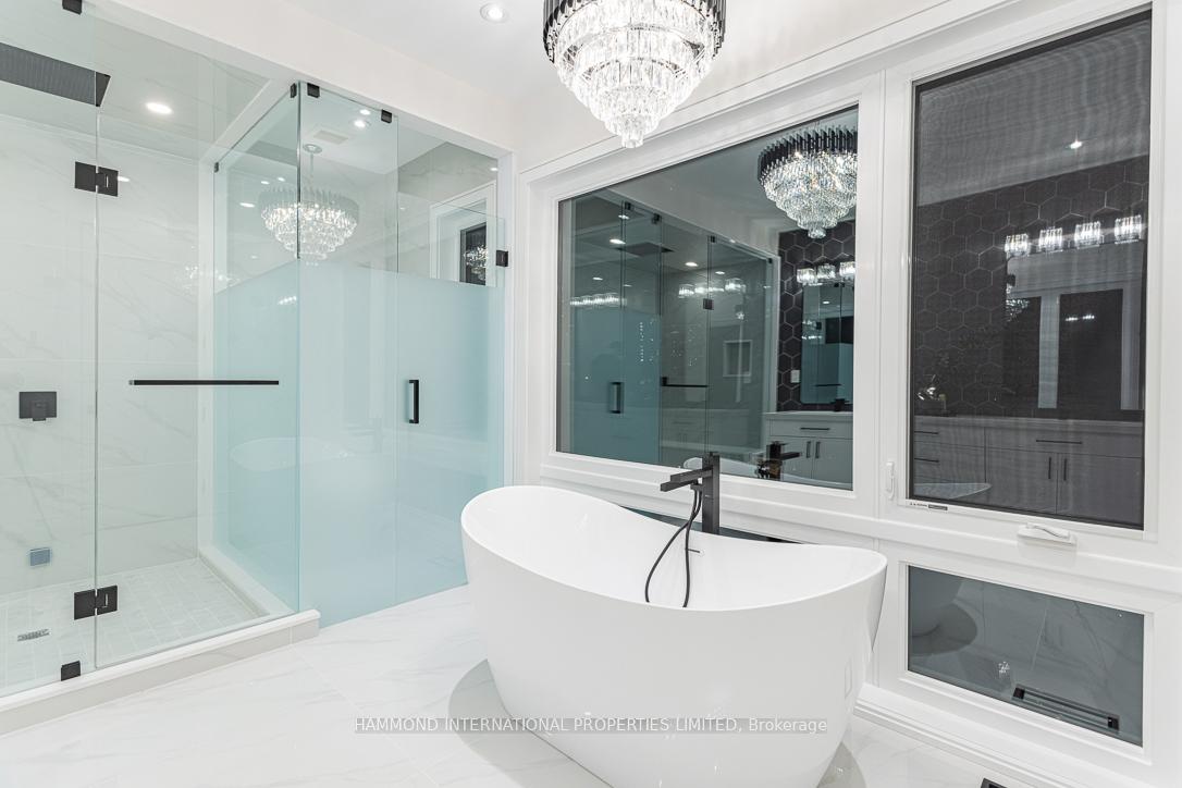 Photo 39 of 117 Crestwood Road, Vaughan, Crestwood-Springfarm-Yorkhill — HOMEH