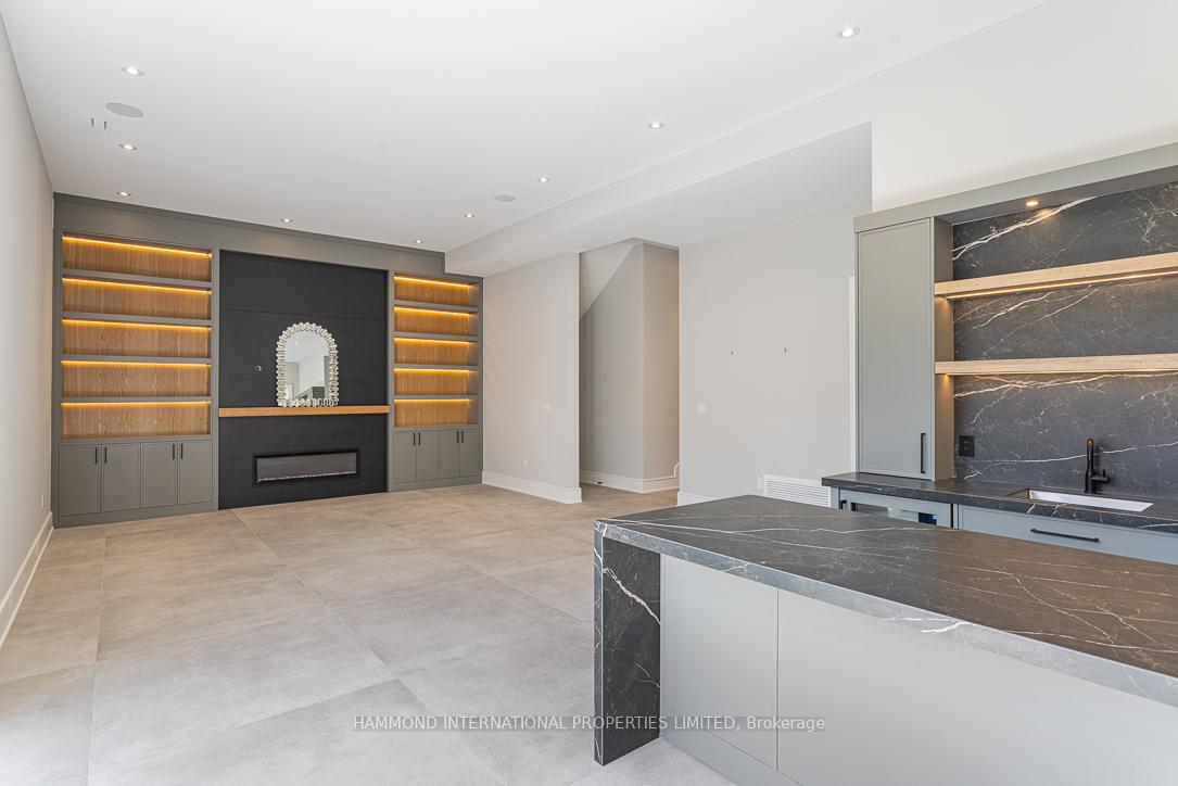 Photo 42 of 117 Crestwood Road, Vaughan, Crestwood-Springfarm-Yorkhill — HOMEH
