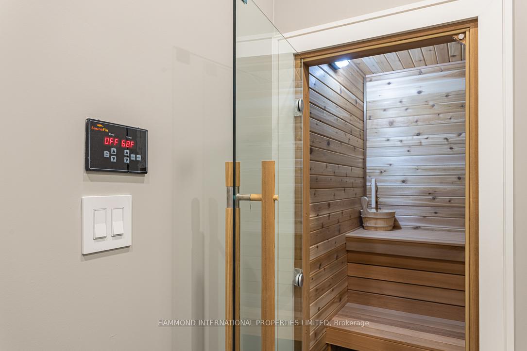 Photo 47 of 117 Crestwood Road, Vaughan, Crestwood-Springfarm-Yorkhill — HOMEH