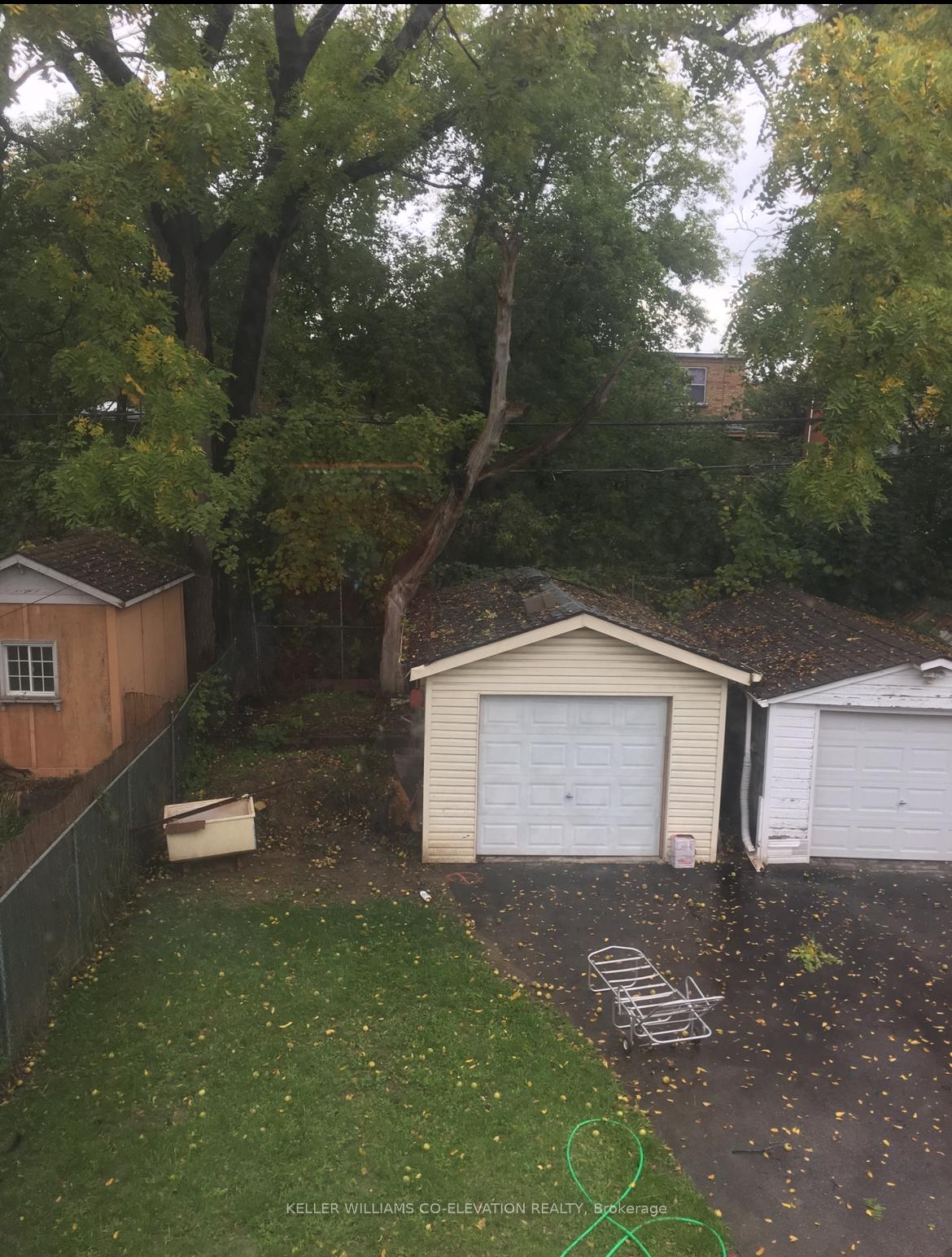 Photo 11 of 14 Cordella Avenue, Toronto, Rockcliffe-Smythe — HOMEH