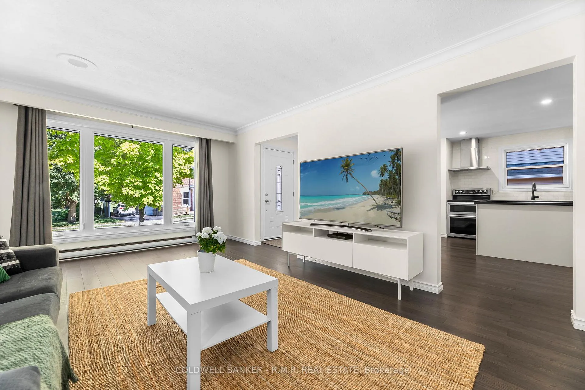 Photo 4 of 42 Marietta Street, Uxbridge — HOMEH