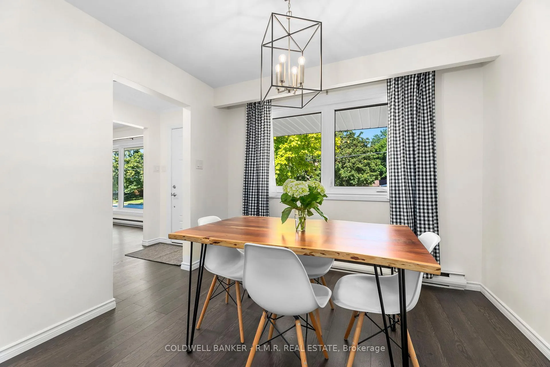 Photo 5 of 42 Marietta Street, Uxbridge — HOMEH