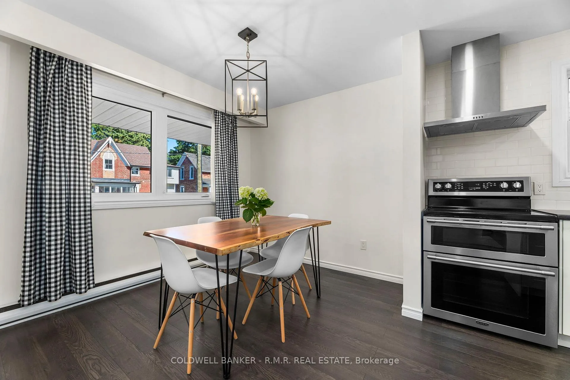 Photo 7 of 42 Marietta Street, Uxbridge — HOMEH