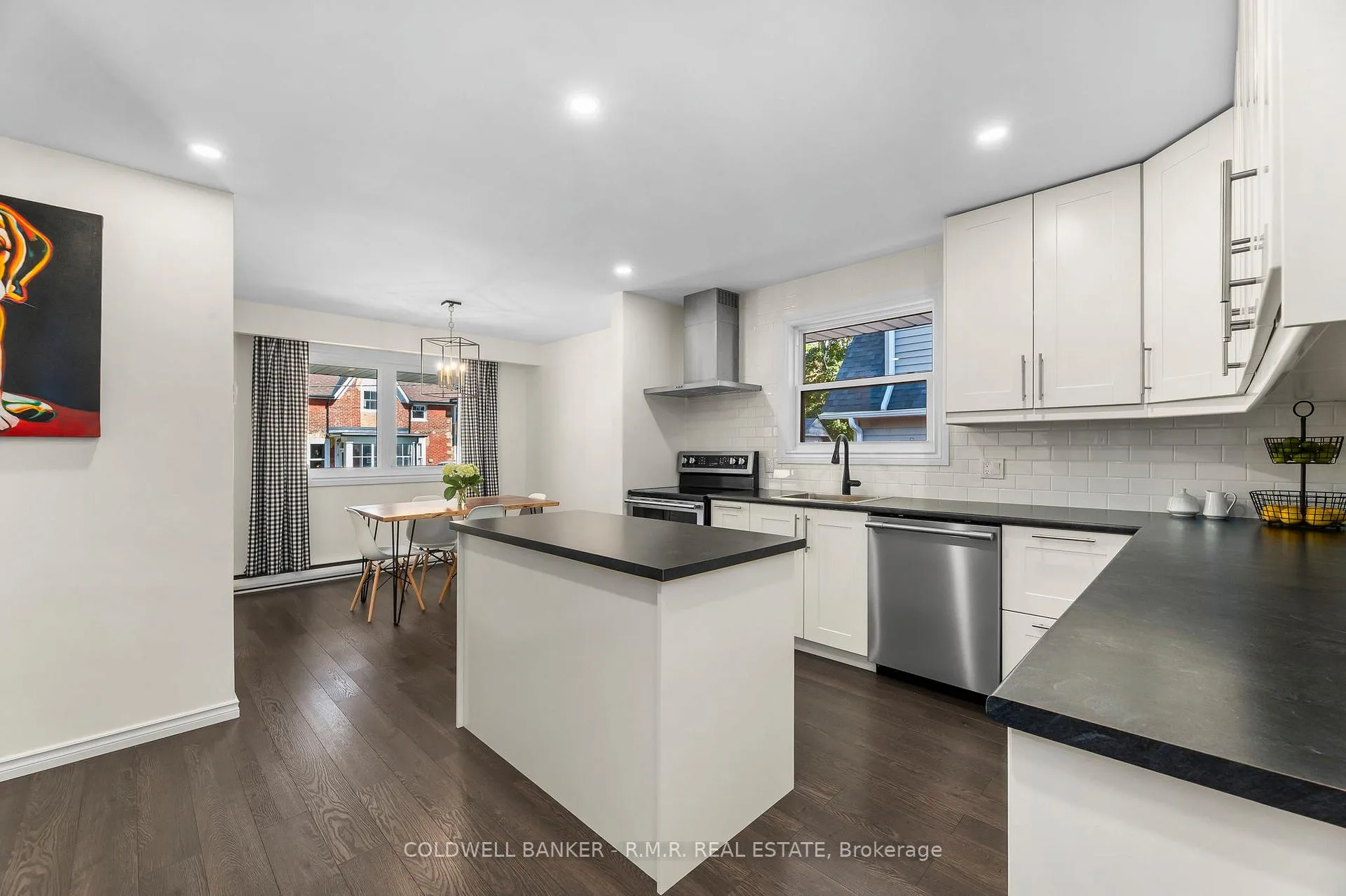 Photo 9 of 42 Marietta Street, Uxbridge — HOMEH