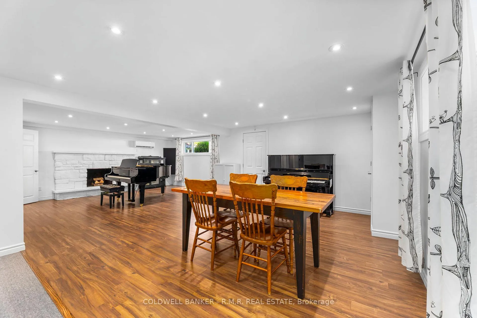 Photo 28 of 42 Marietta Street, Uxbridge — HOMEH