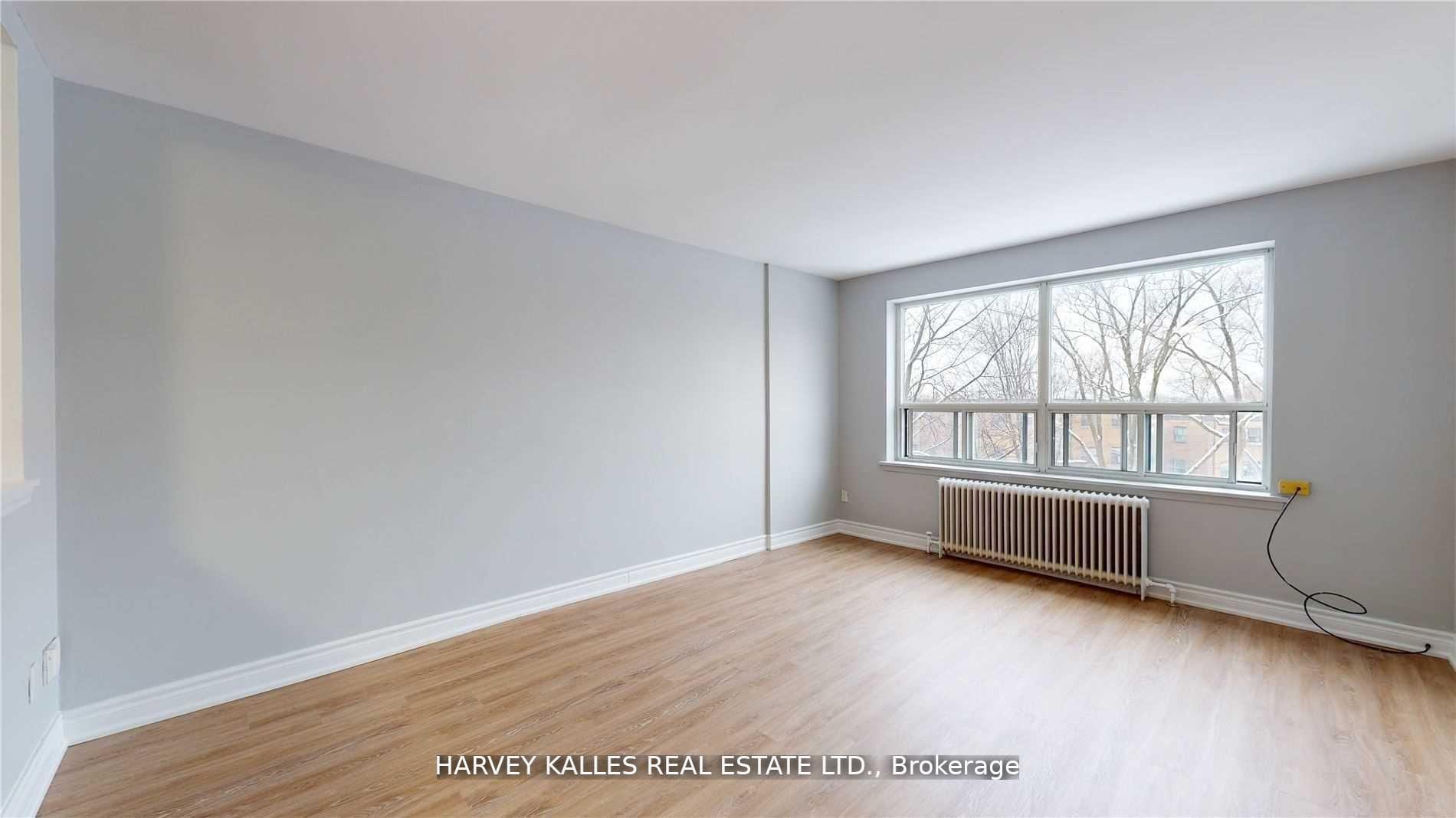 Photo 1 of Unit 111, 31 Clearview Heights, Toronto, Keelesdale-Eglinton West — HOMEH
