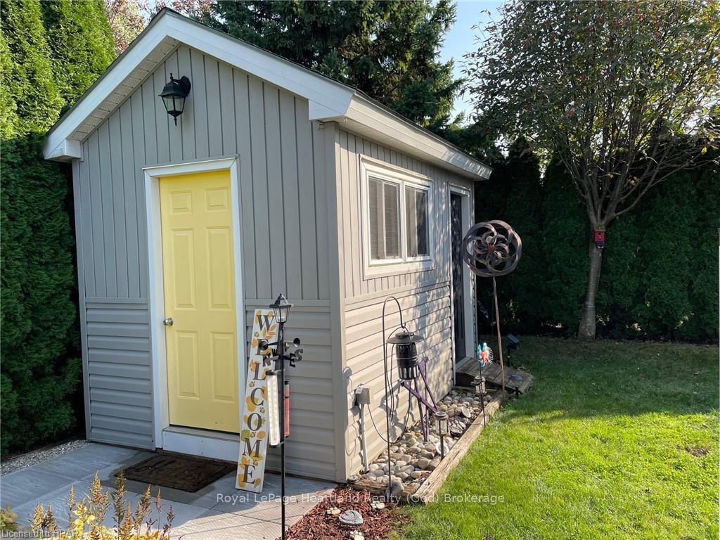 Photo 26 of 77307 (29 ROWAN RD) Bluewater Hwy 21, Bluewater, Bayfield — HOMEH