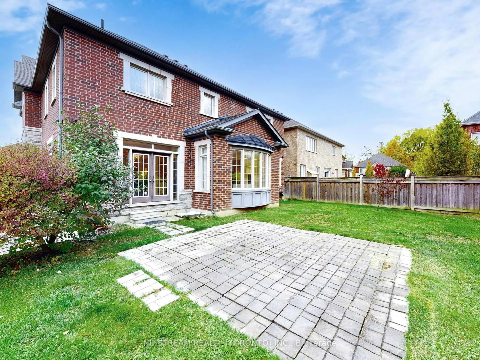 Photo 37 of 237 Upper Post Road, Vaughan, Patterson — HOMEH
