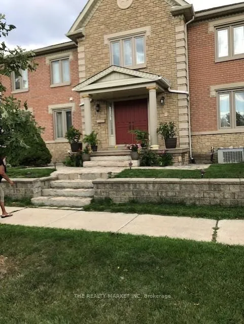 Photo 1 of 103 Radley Street, Vaughan, East Woodbridge — HOMEH