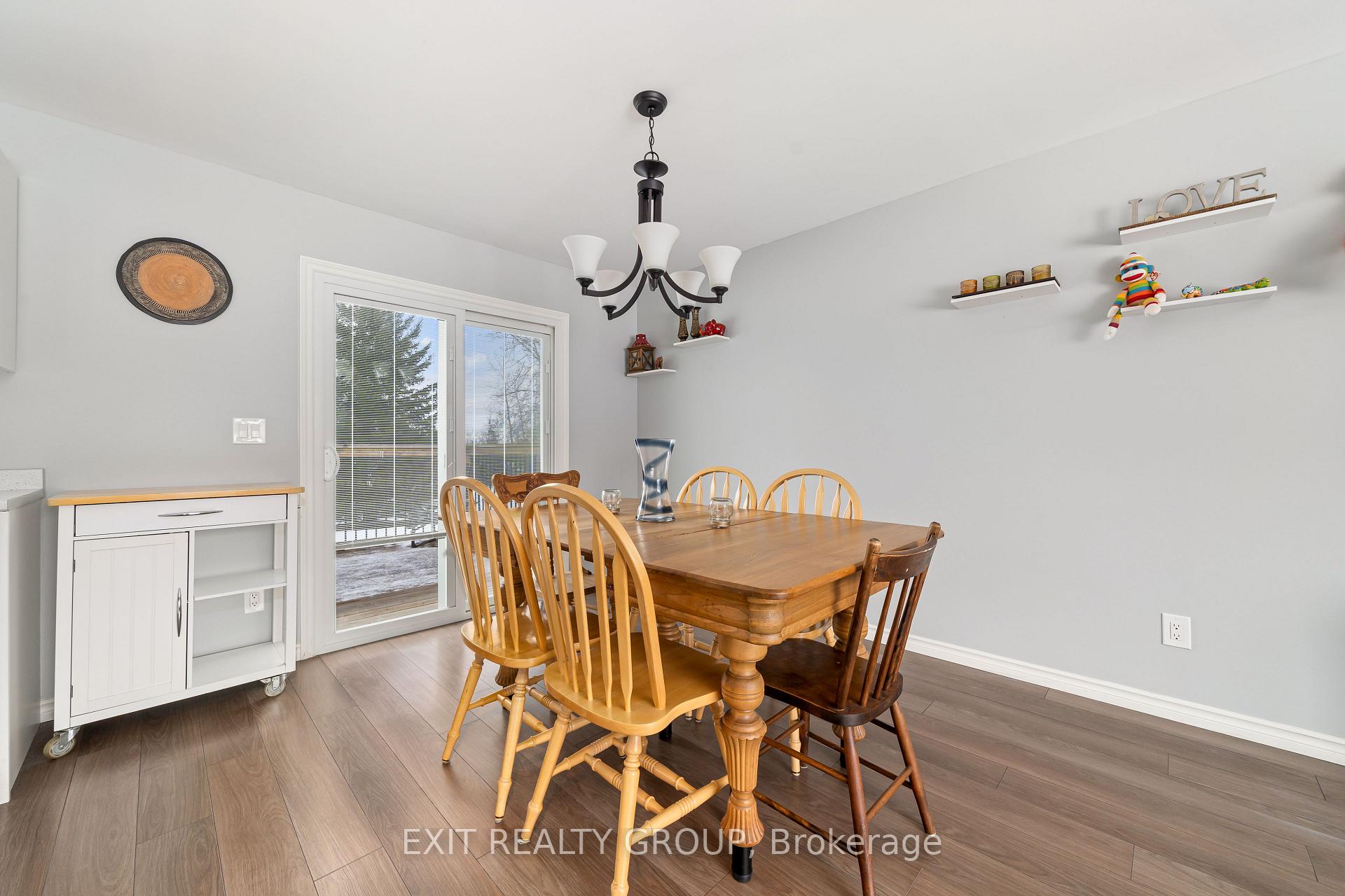 Photo 6 of 1032 Melrose Road, Tyendinaga, Tyendinaga Township — HOMEH