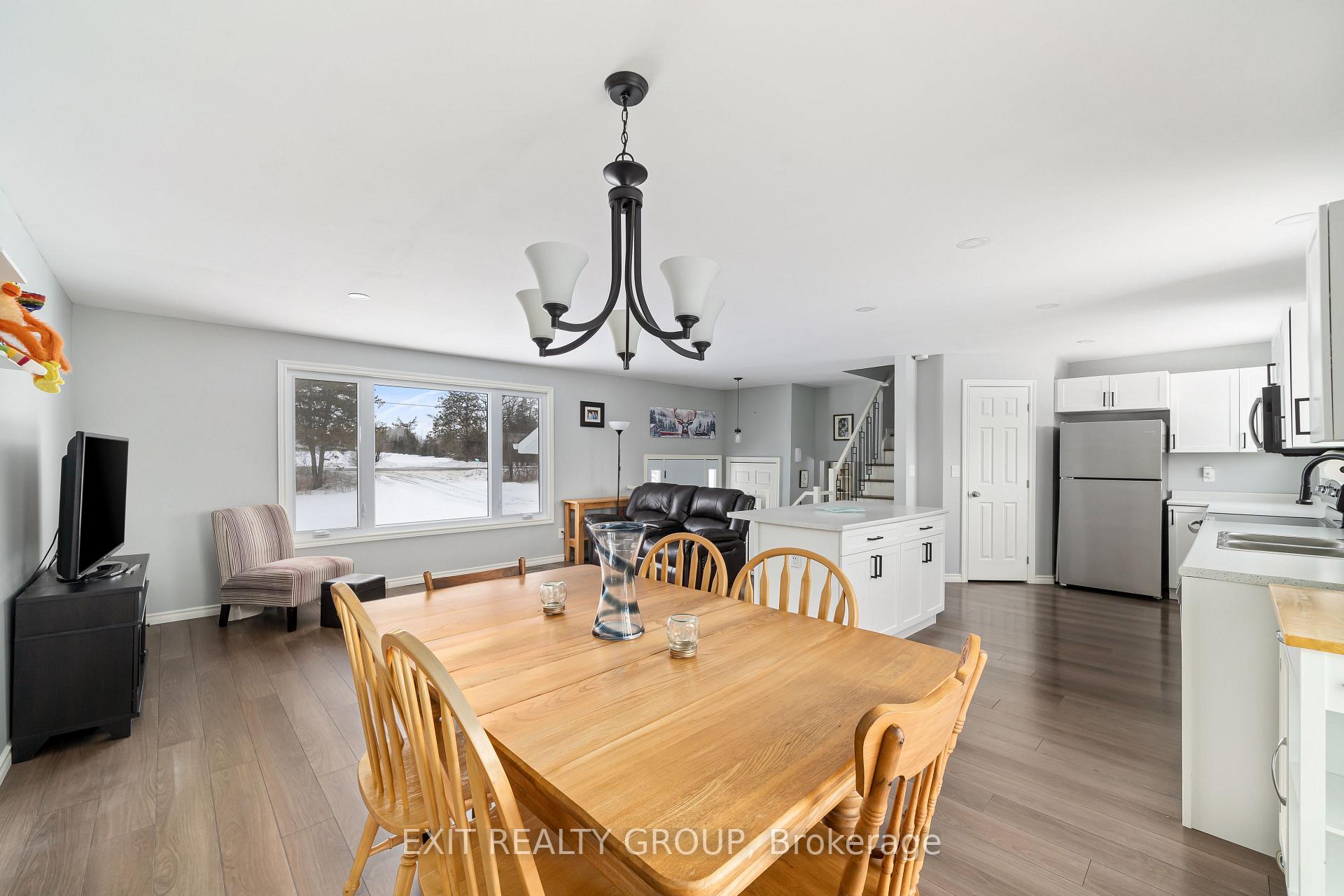 Photo 7 of 1032 Melrose Road, Tyendinaga, Tyendinaga Township — HOMEH
