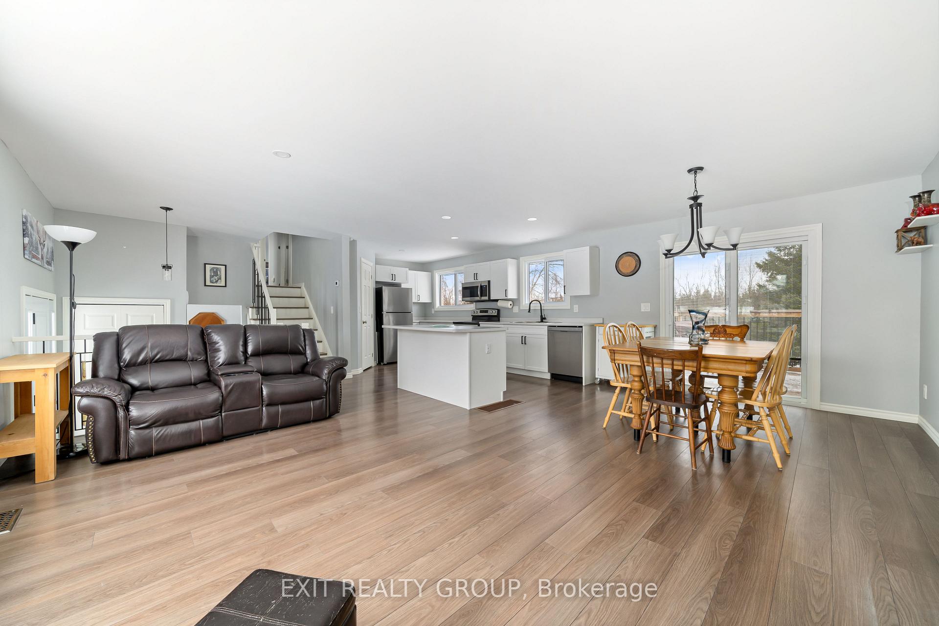 Photo 13 of 1032 Melrose Road, Tyendinaga, Tyendinaga Township — HOMEH