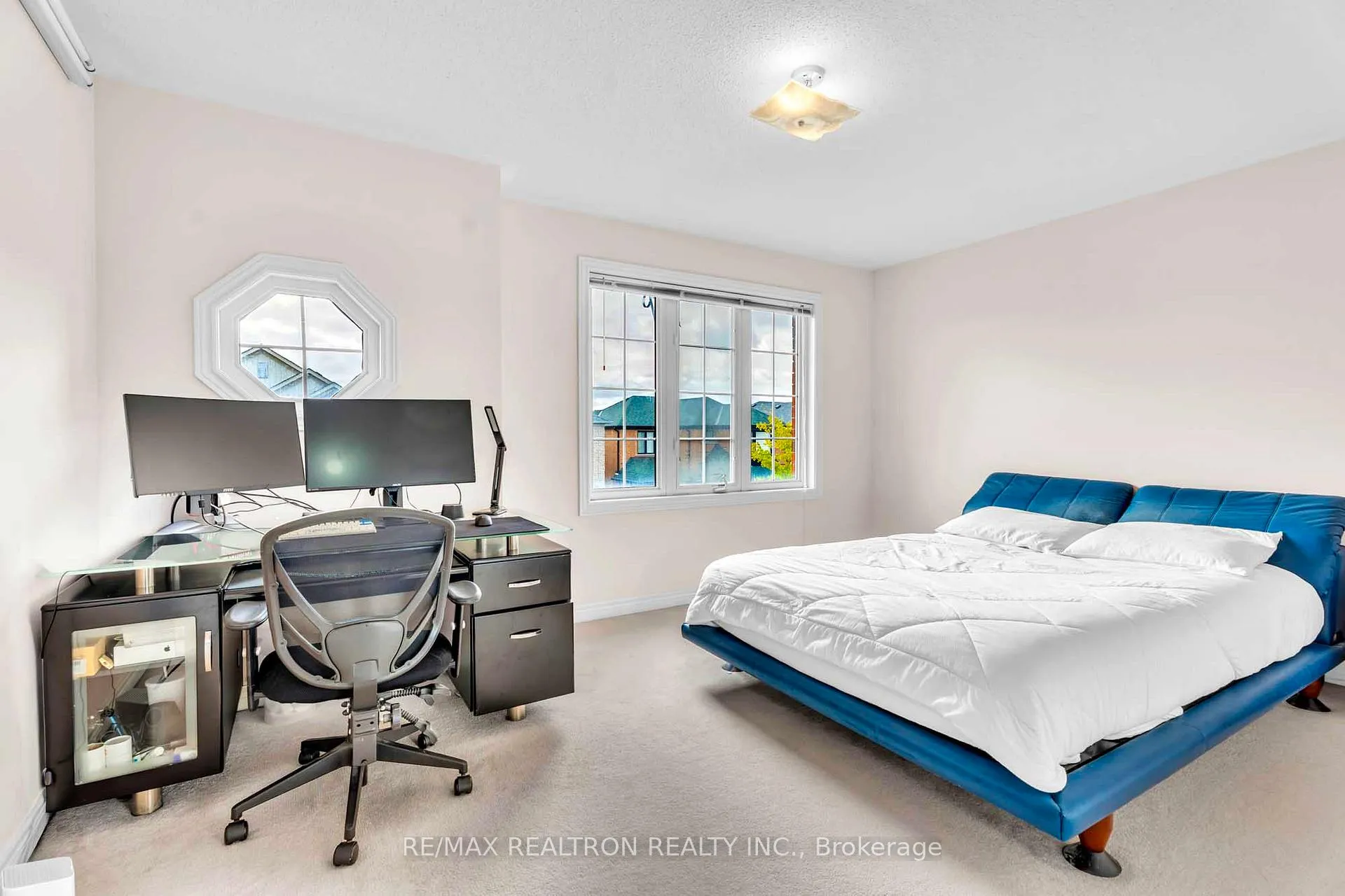 Photo 14 of 50 Saint Victor Drive, Vaughan, Vellore Village — HOMEH