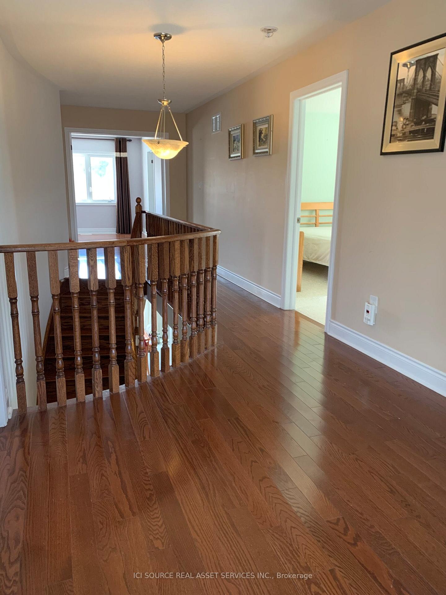 Photo 7 of 228 Vanda Drive, Vaughan, Patterson — HOMEH