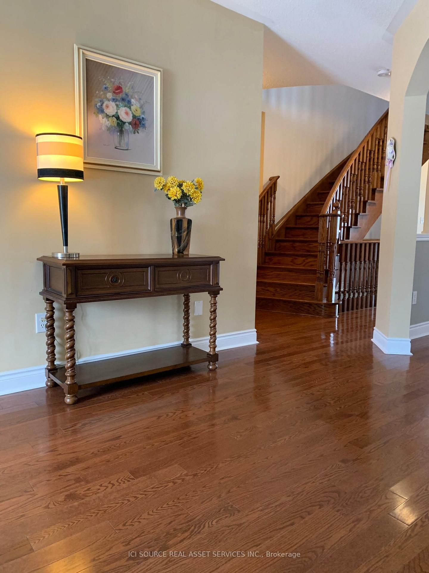 Photo 8 of 228 Vanda Drive, Vaughan, Patterson — HOMEH
