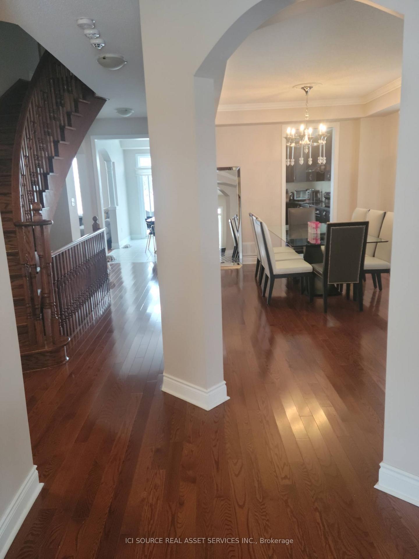 Photo 11 of 228 Vanda Drive, Vaughan, Patterson — HOMEH
