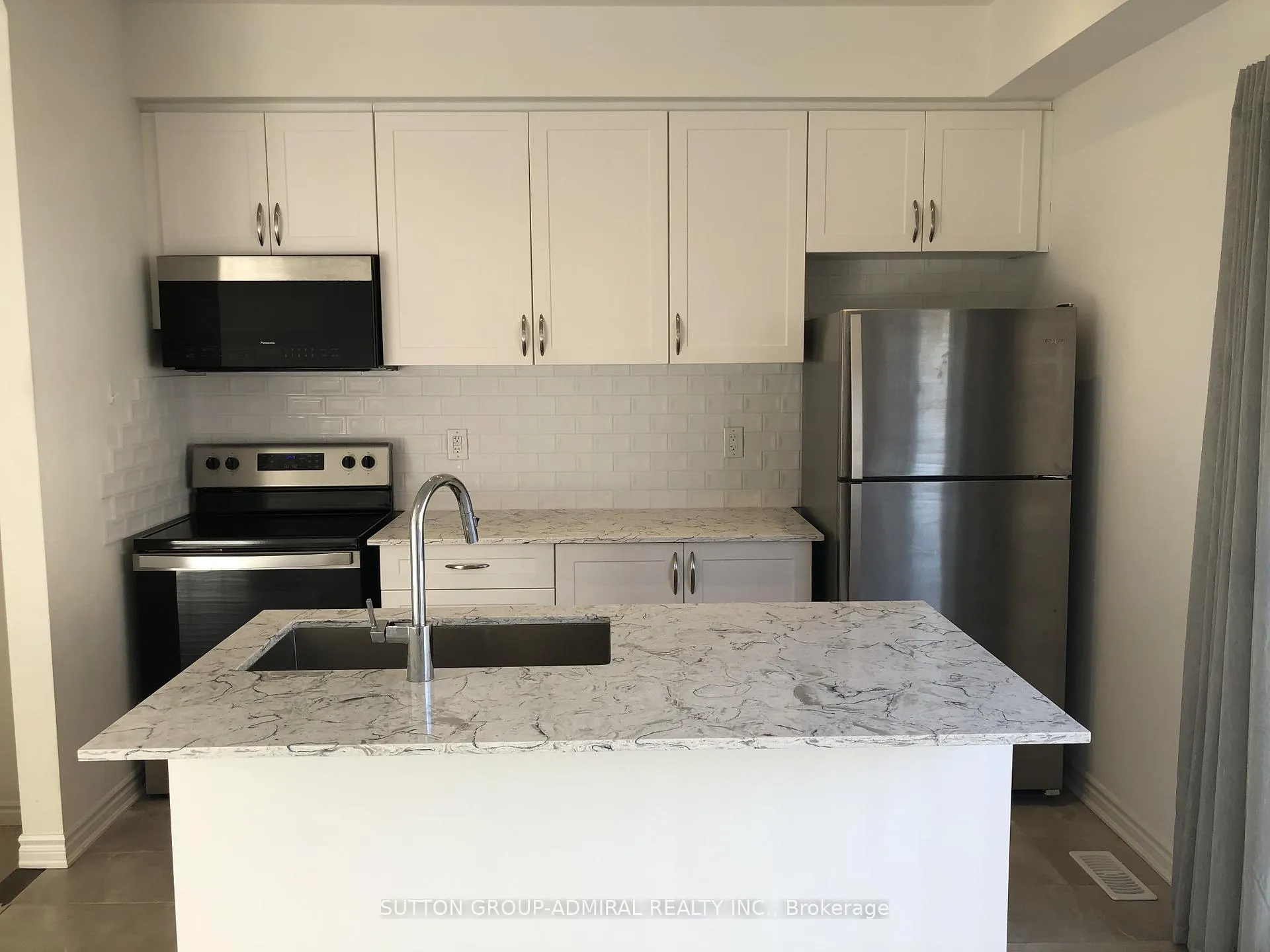 Photo 8 of 9 Dunes Drive, Wasaga Beach — HOMEH