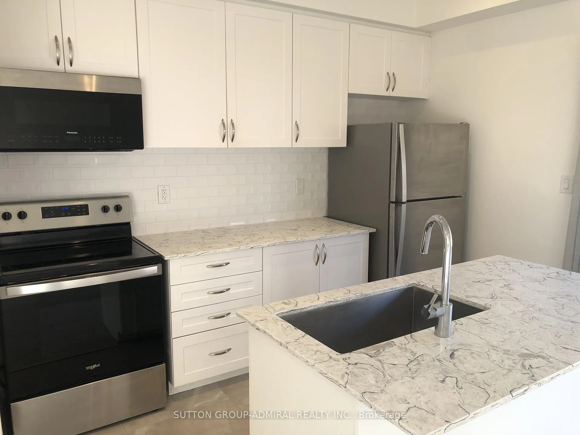 Photo 9 of 9 Dunes Drive, Wasaga Beach — HOMEH