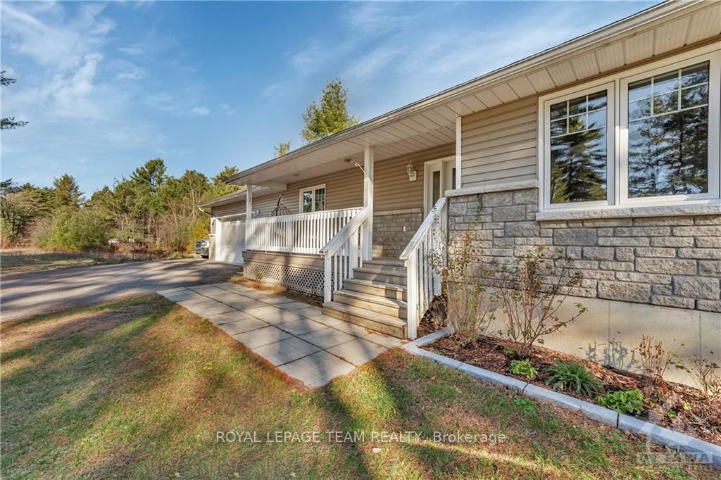 Photo 32 of 556 Mclachlan Road, McNab/Braeside, Mcnab/Braeside Twps — HOMEH