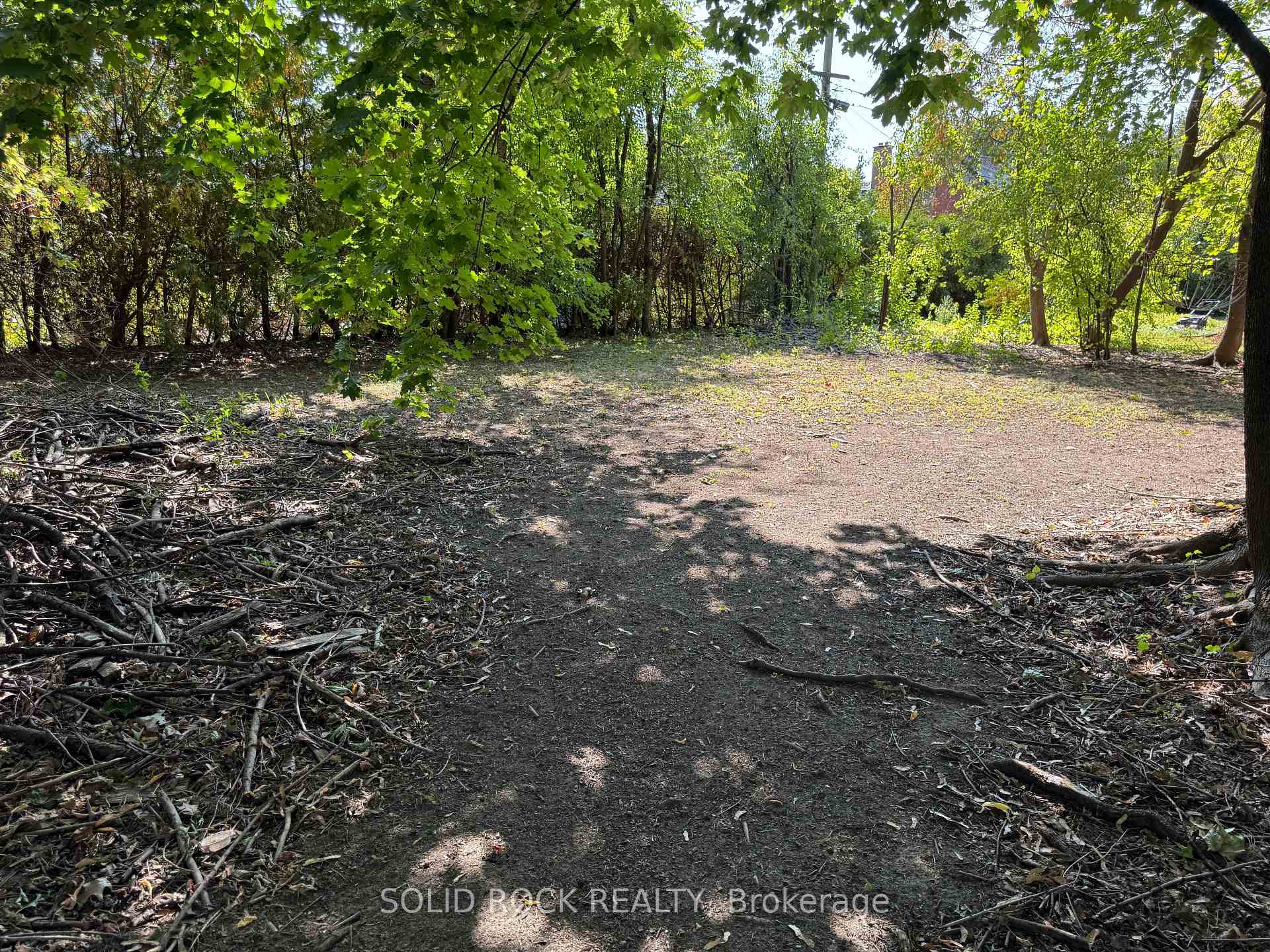 Photo 10 of 244 Smyth Road, Ottawa, Alta Vista/Faircrest Heights — HOMEH
