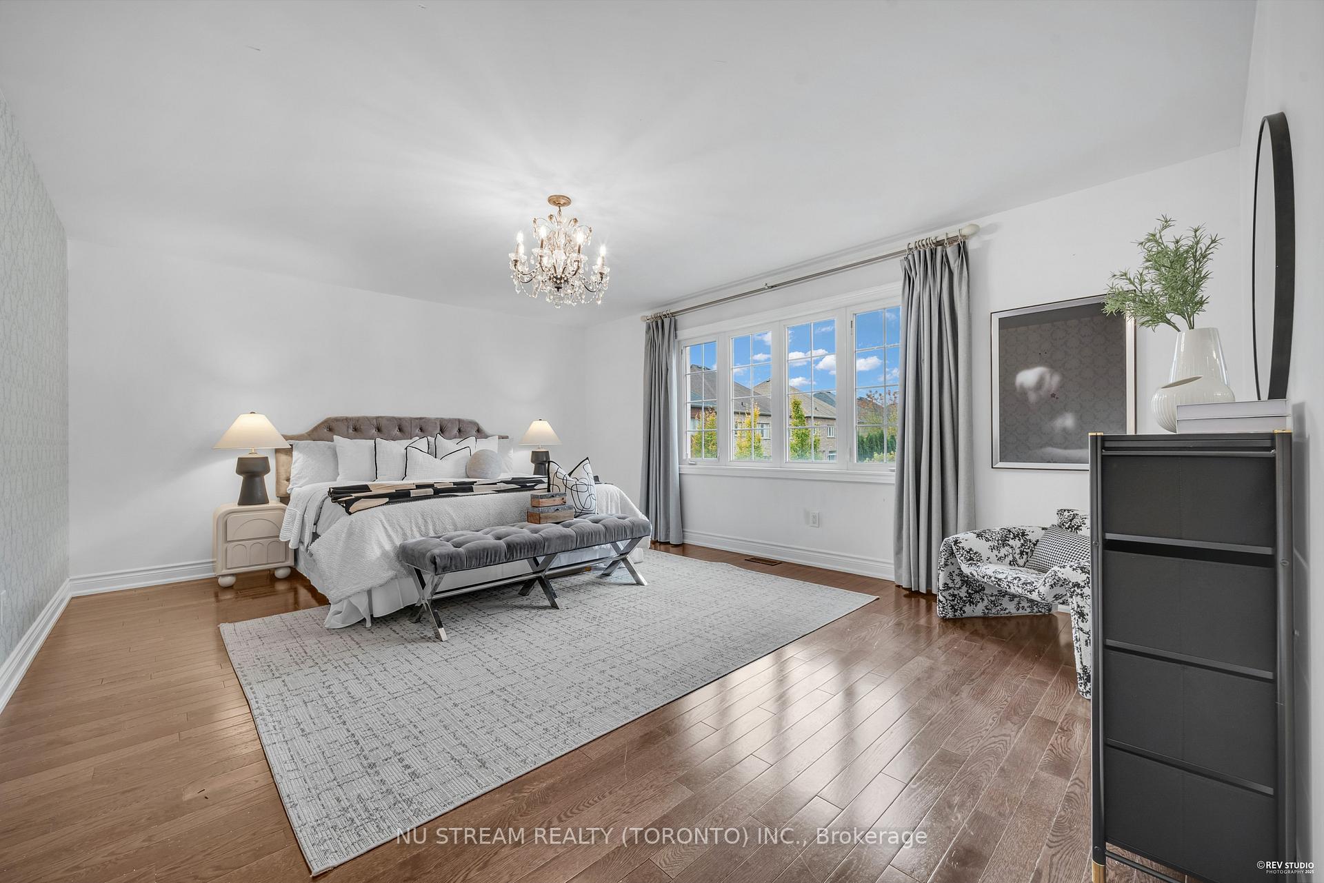 Photo 20 of 237 Upper Post Road, Vaughan, Patterson — HOMEH
