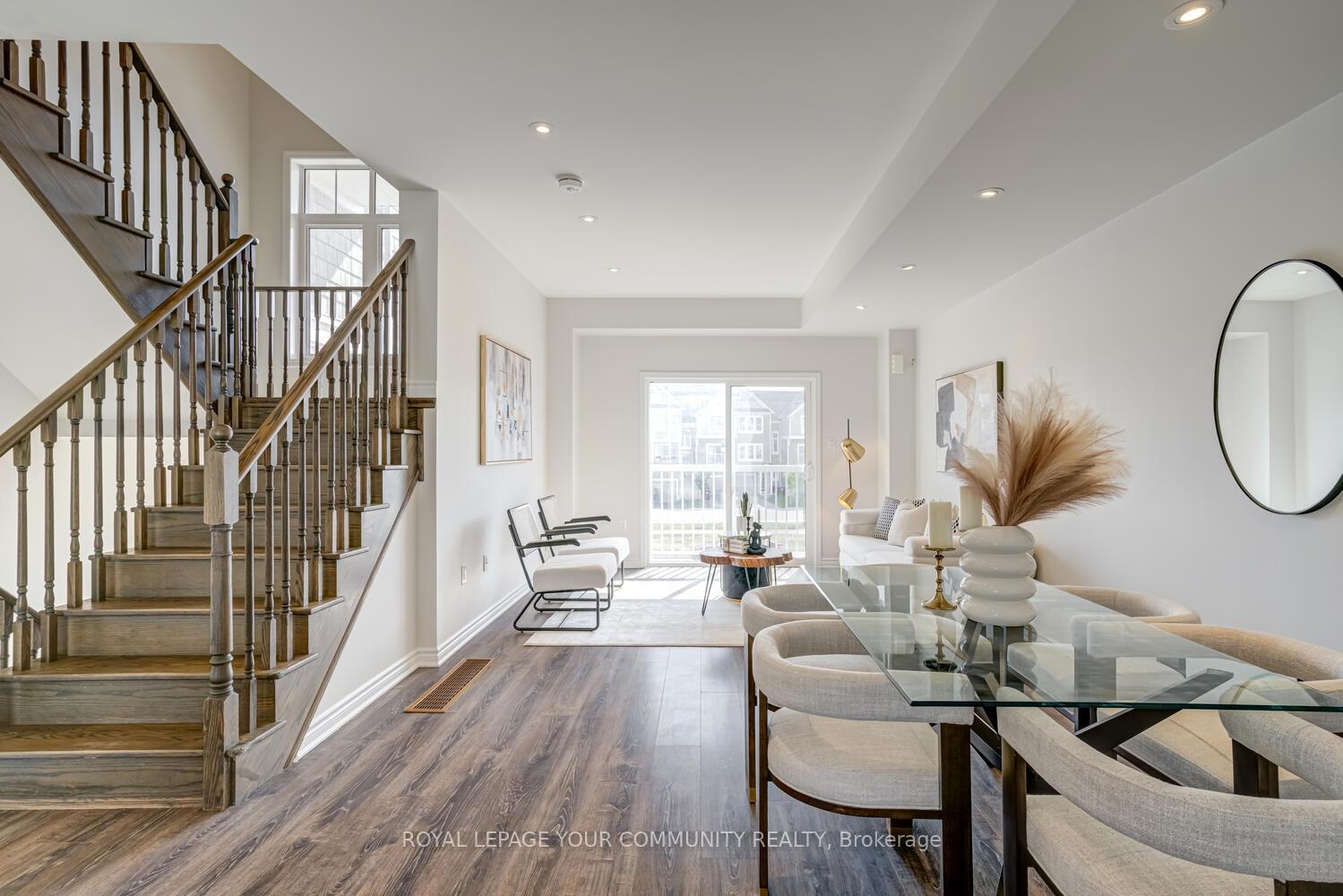 Photo 17 of 25 Shelburne Avenue, Wasaga Beach — HOMEH