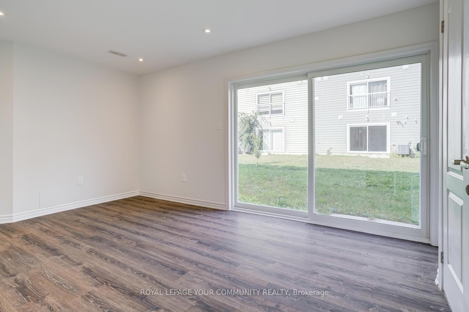 Photo 43 of 25 Shelburne Avenue, Wasaga Beach — HOMEH