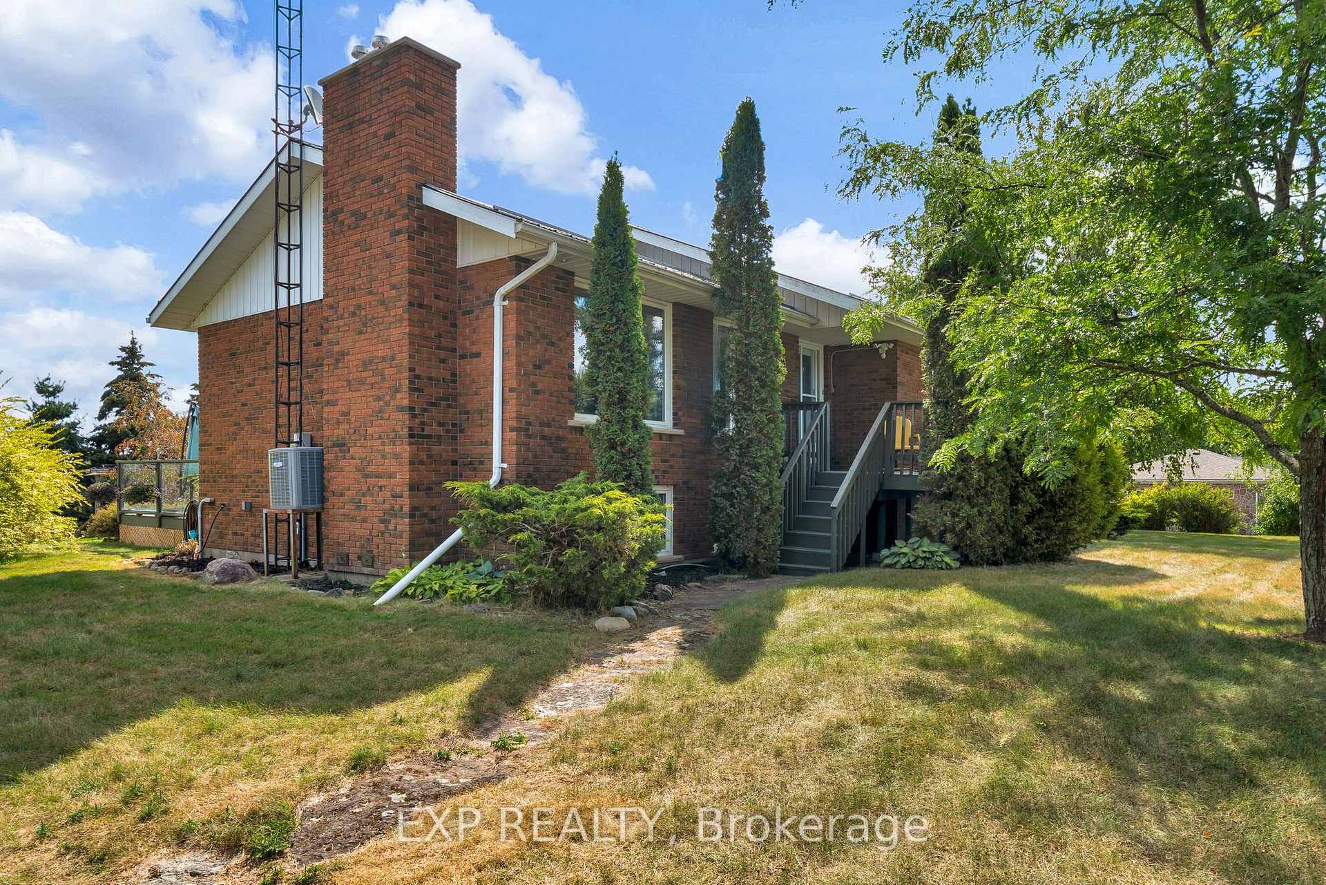 Front of 112 Stoco Road