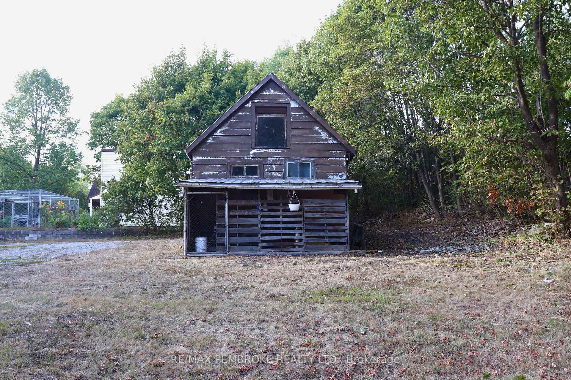 Photo 4 of 1796 Mill Street, Bonnechere Valley, Eganville/Bonnechere Twp — HOMEH