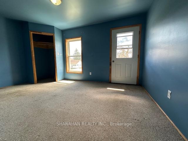 Photo 9 of 577 Erie Street, Warwick, Watford — HOMEH