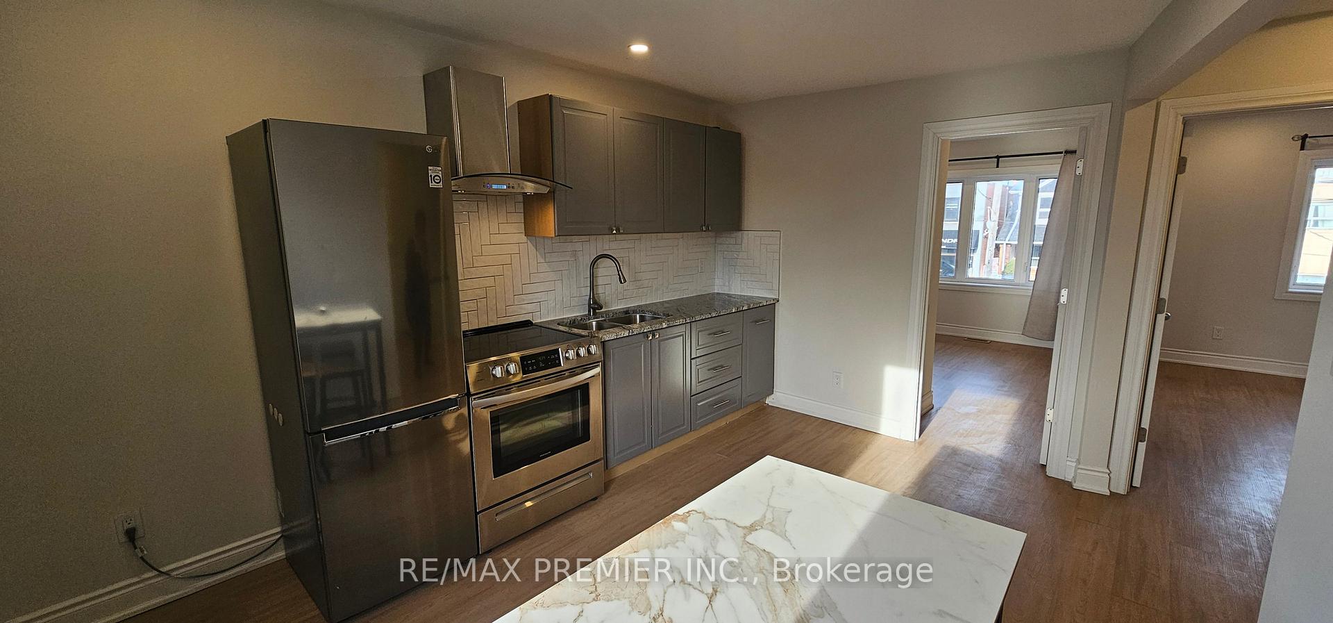 Photo 7 of 2028 Dufferin Street, Toronto, Caledonia-Fairbank — HOMEH