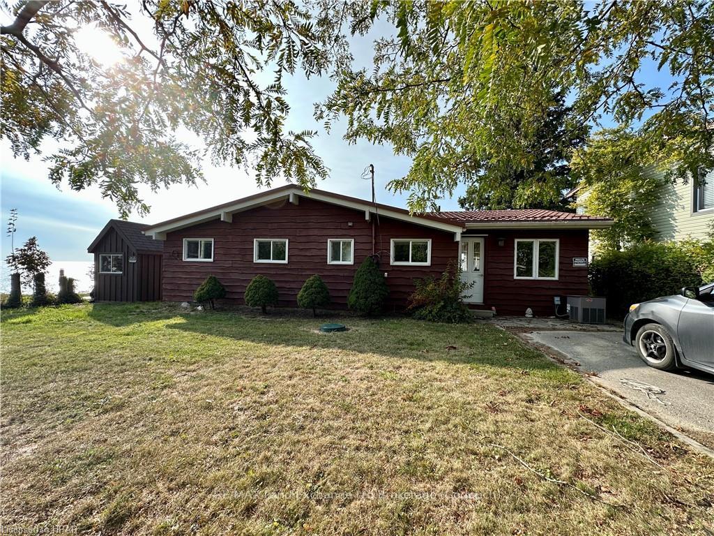 Photo 3 of 77499 Melena Drive, Bluewater, Bayfield — HOMEH