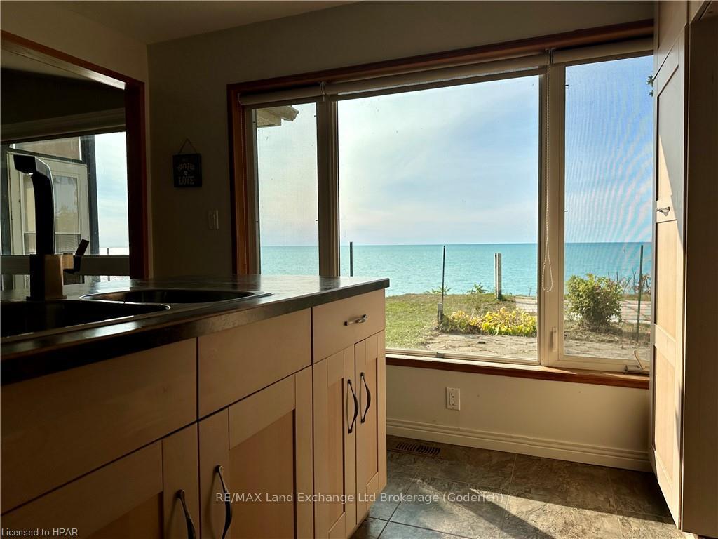Photo 10 of 77499 Melena Drive, Bluewater, Bayfield — HOMEH