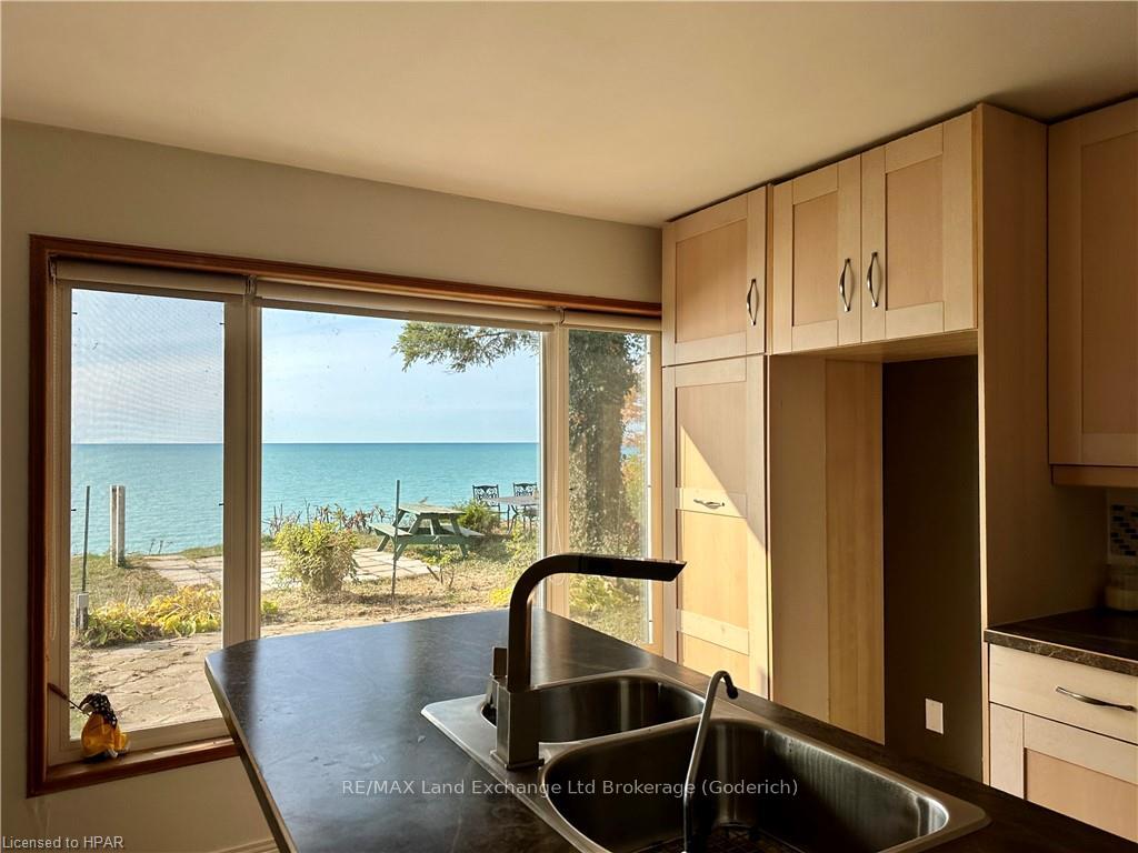 Photo 16 of 77499 Melena Drive, Bluewater, Bayfield — HOMEH